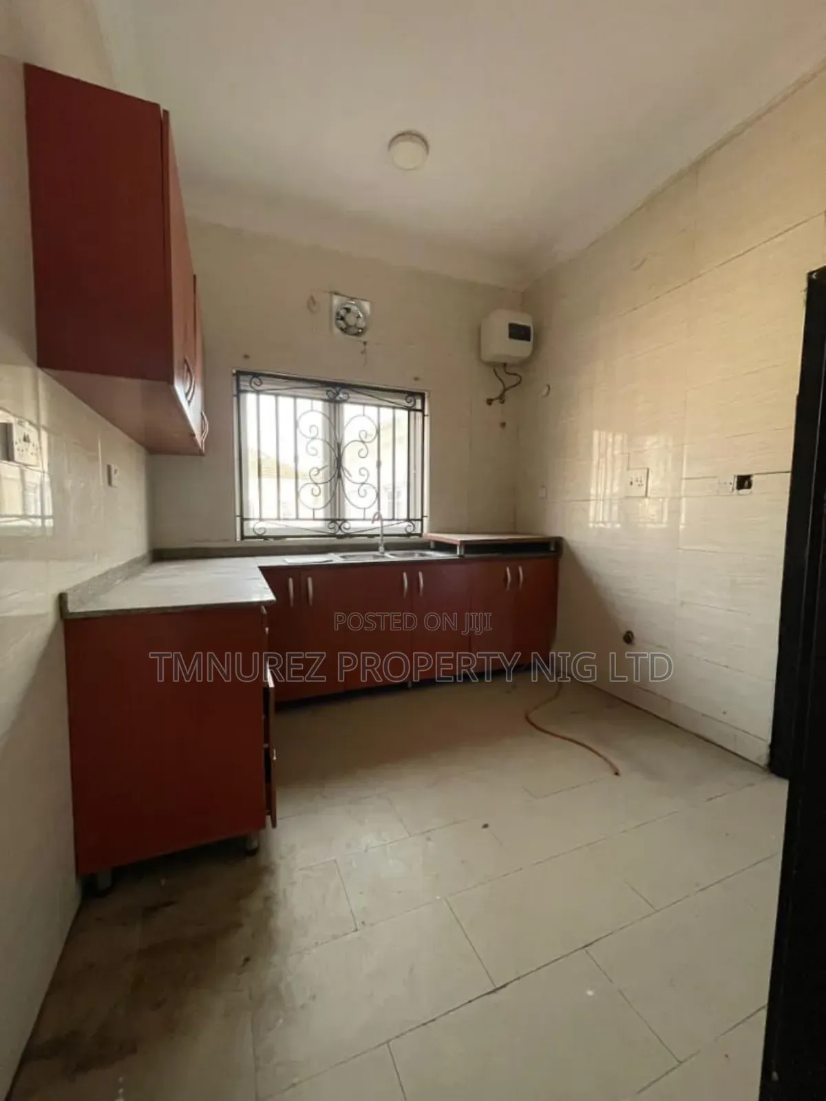 3bdrm Apartment in Agungi for rent in Agungi