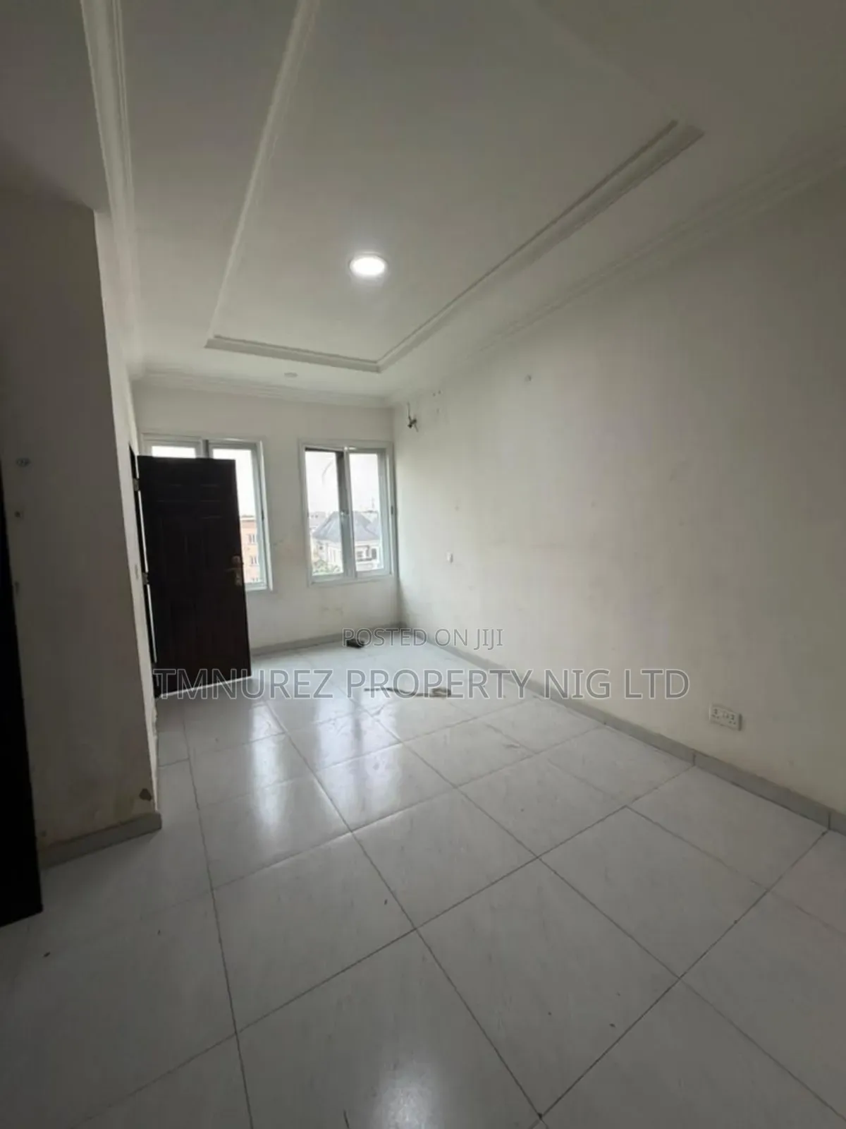3bdrm Apartment in Oral Estate, Chevron for rent in Chevron