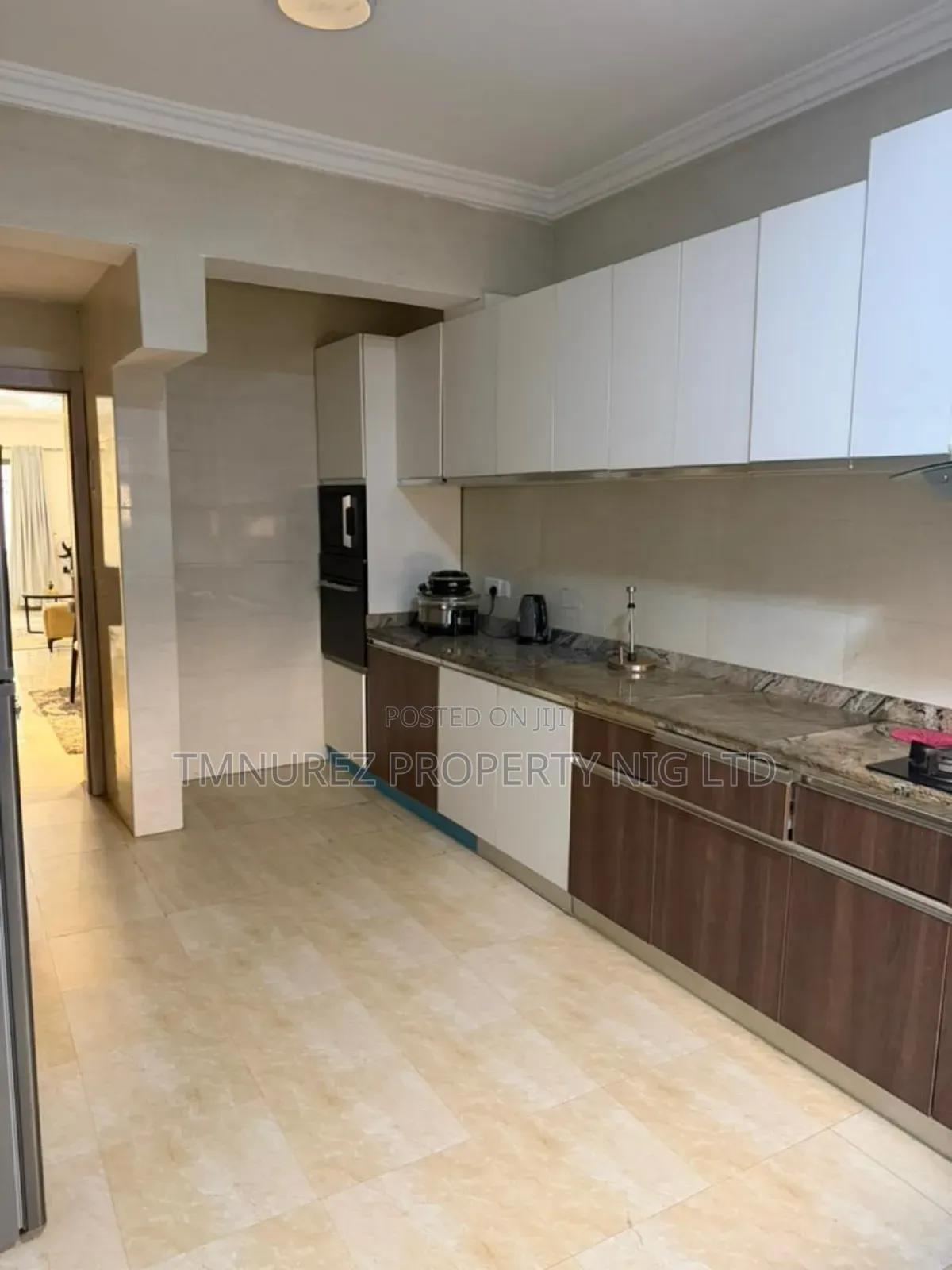 Furnished 3bdrm Apartment in Haris Drive, Ikota for rent in Ikota