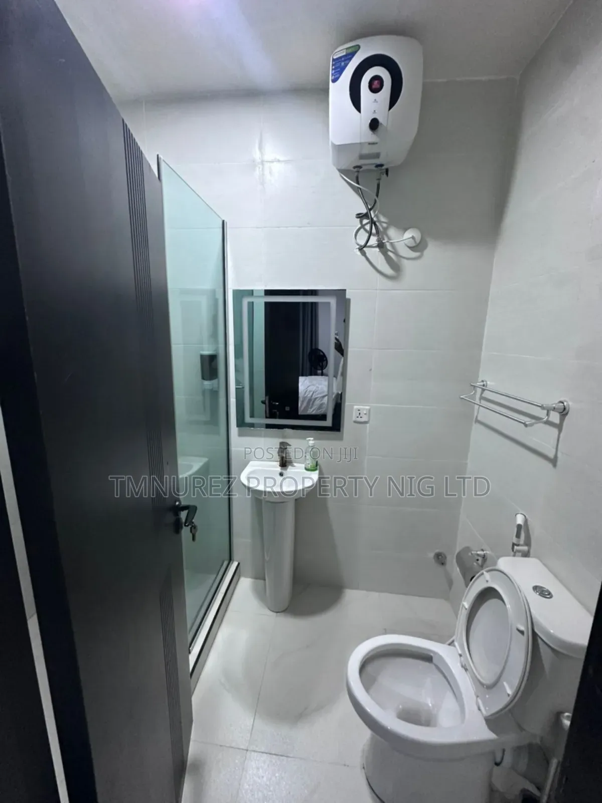 3bdrm Apartment in Oogolo, Ologolo for rent in Ologolo