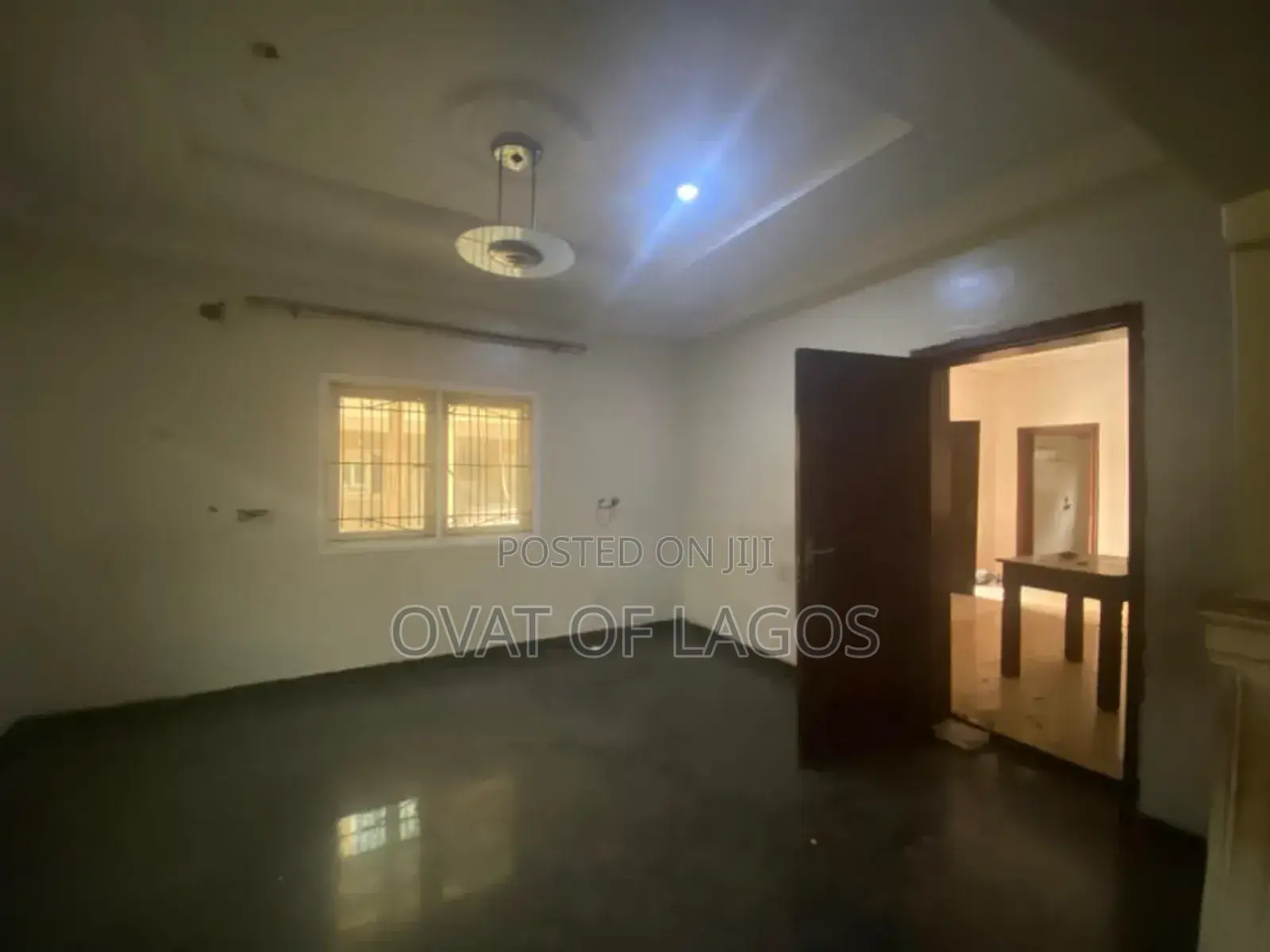 5bdrm Duplex in Chevron Toll Gate for rent in Chevron