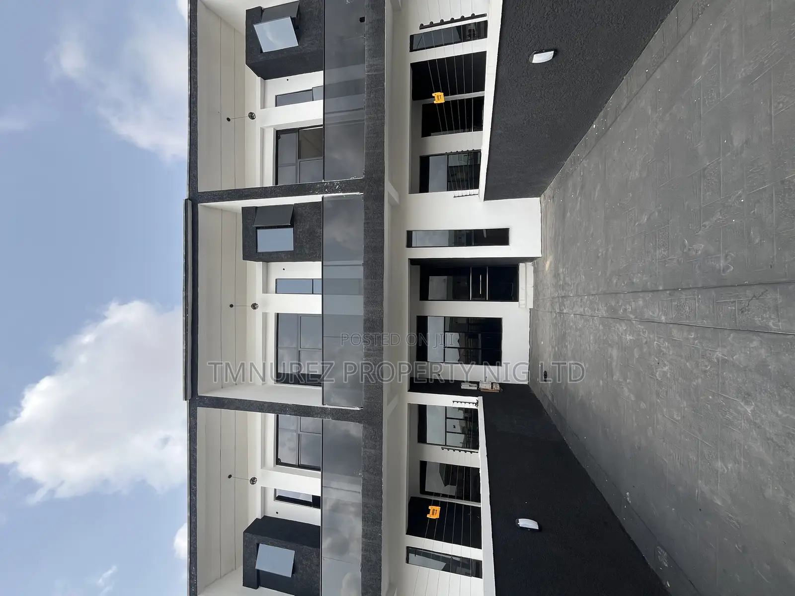 4bdrm Duplex in Mobile Road, Ilaje / Lekki for rent in Ilaje / Lekki