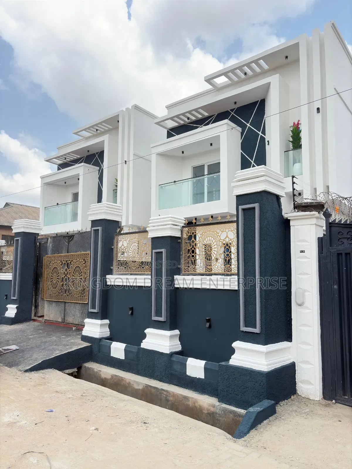 5bdrm Duplex in Puposola Estate, New Oko Oba for sale in New Oko Oba