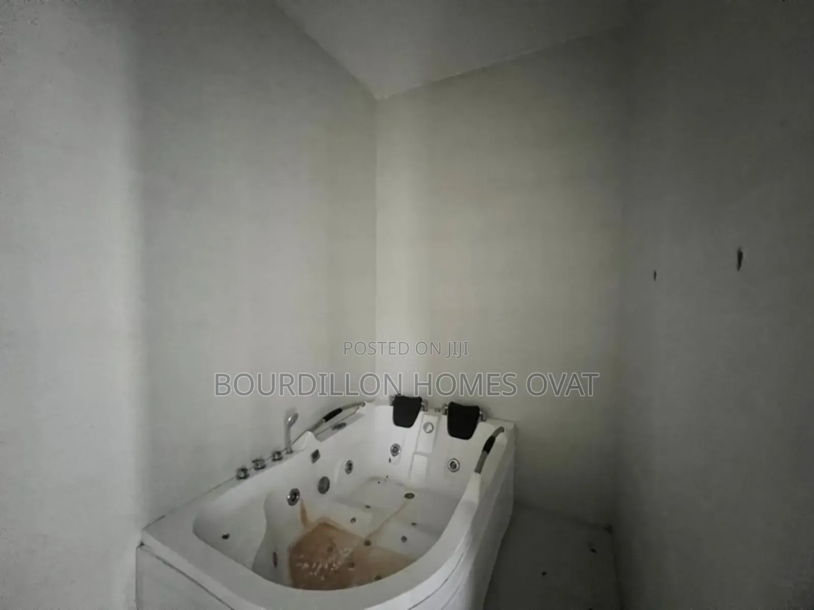 4bdrm Duplex in Orchid Lekki Lagos for rent in Lekki