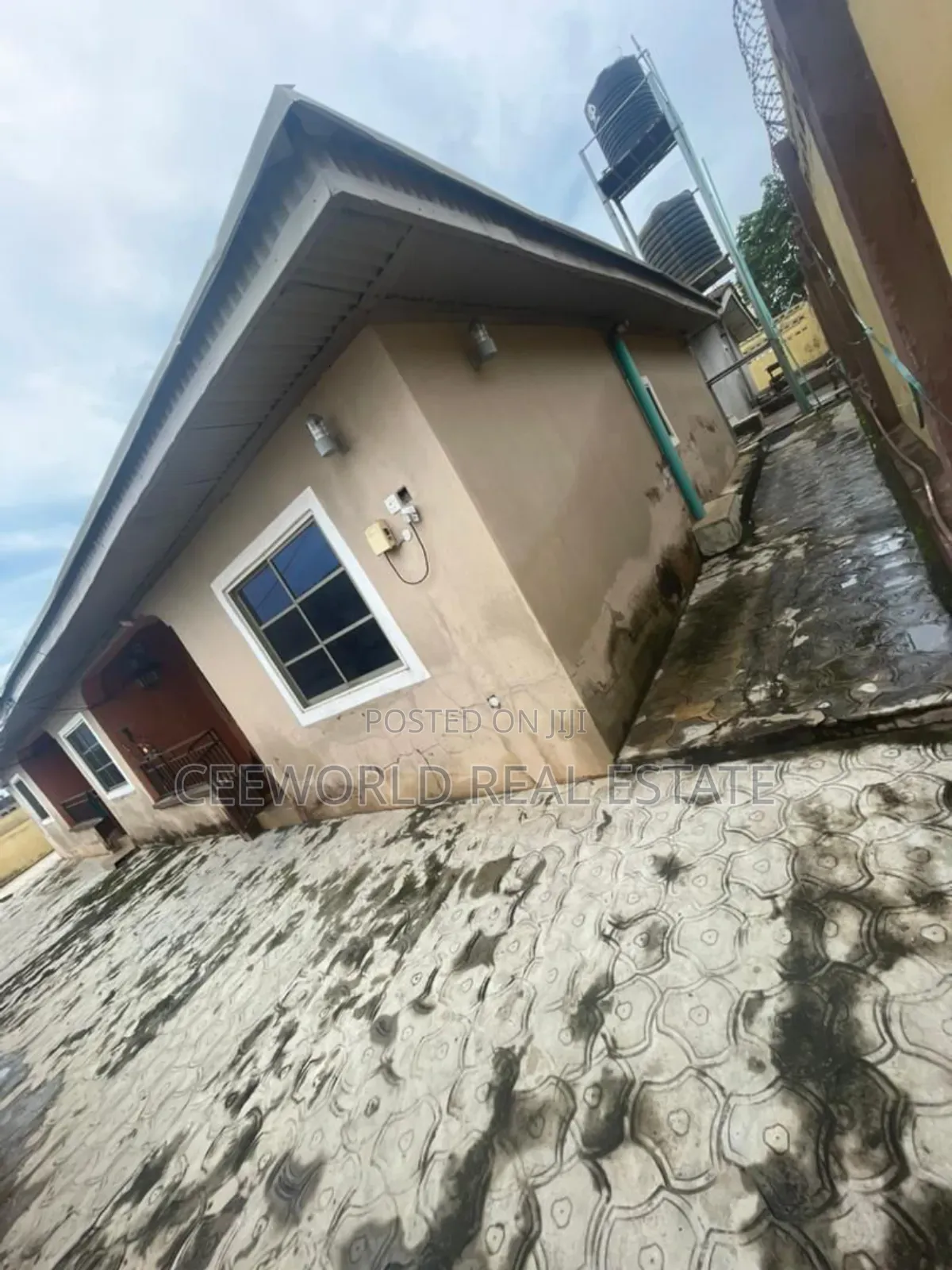3bdrm Block of Flats in Bashorun, Basorun for sale in Basorun