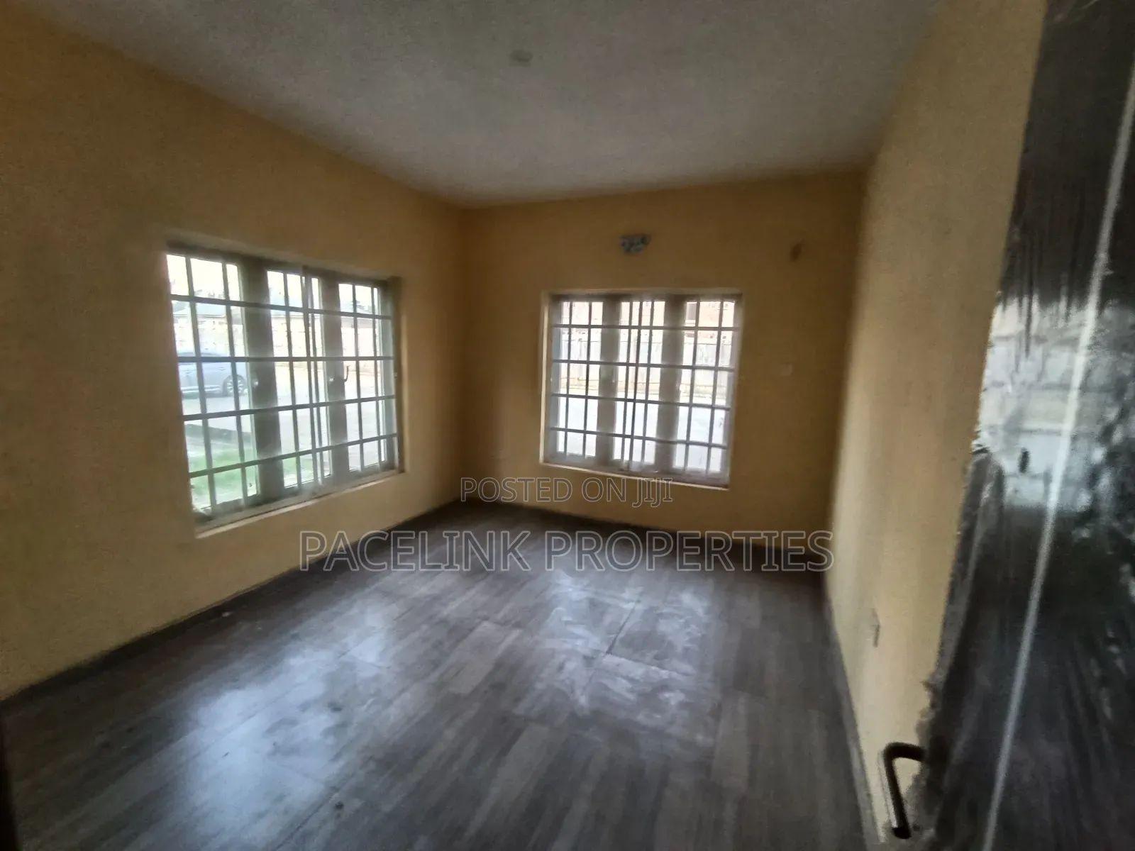 3bdrm Block of Flats in Ipaja / Ipaja for sale in Ipaja / Ipaja
