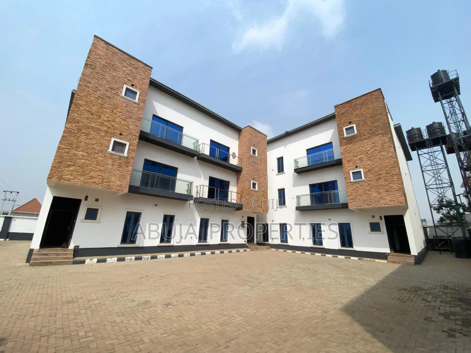 4bdrm Duplex in Mabushi for sale in Mabushi