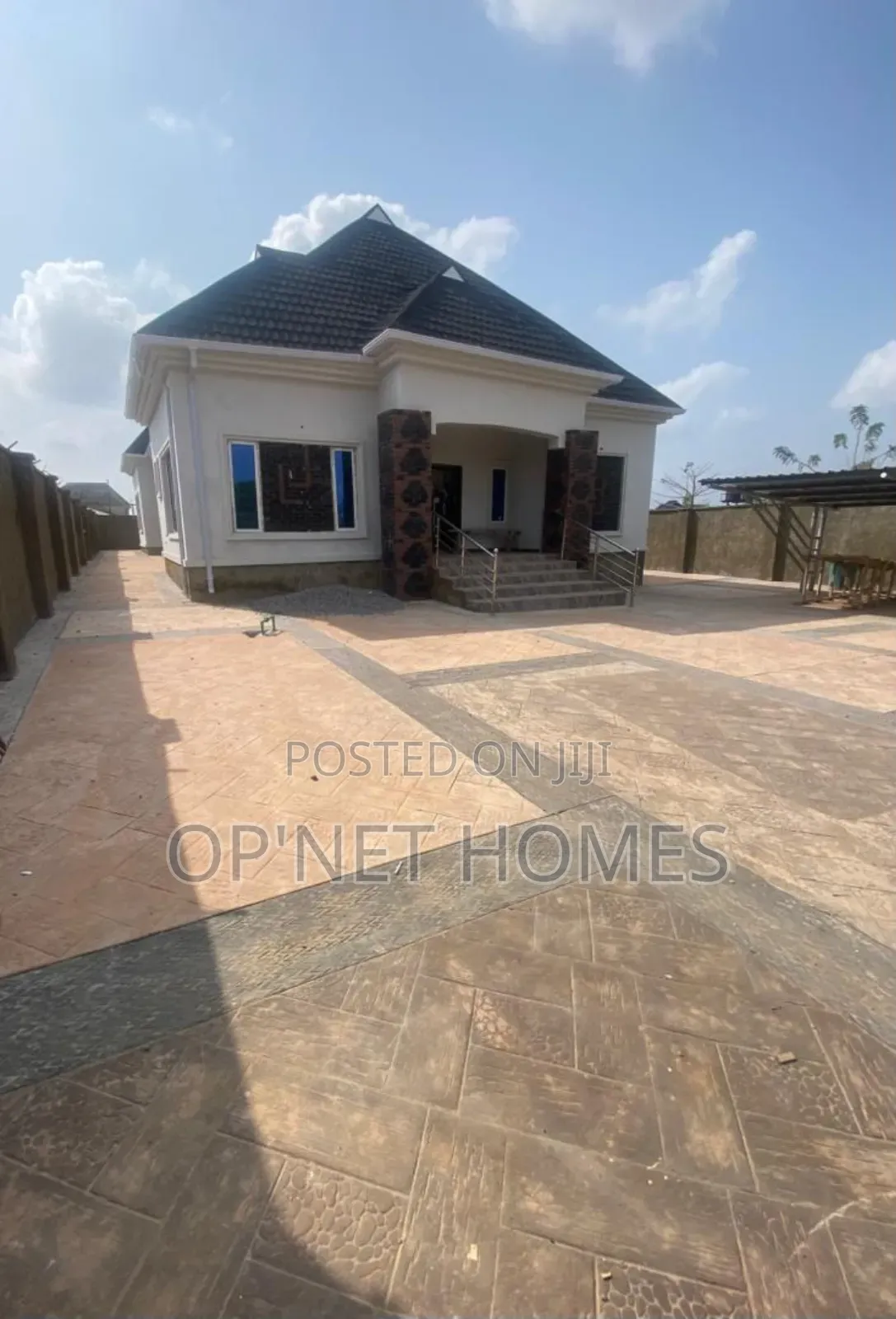 4bdrm Bungalow in Akure for sale in Akure