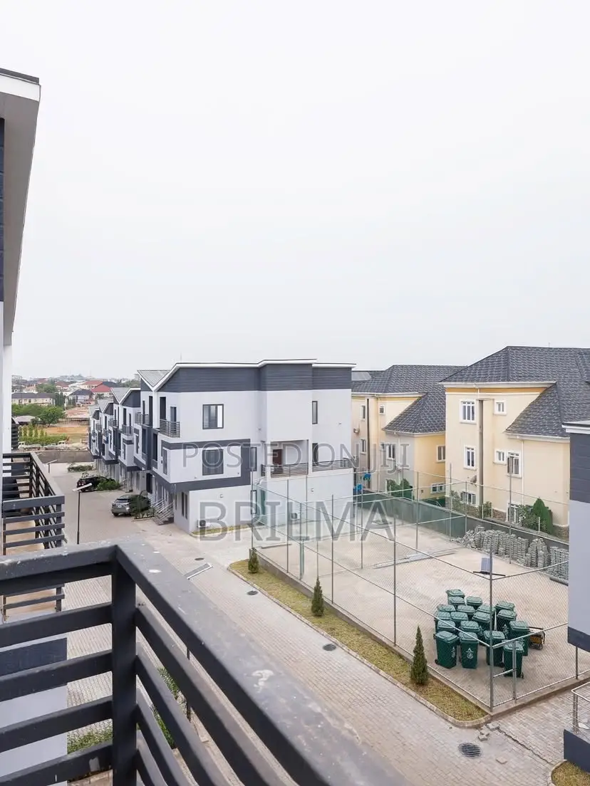 4bdrm Duplex in Kado for sale in Kado
