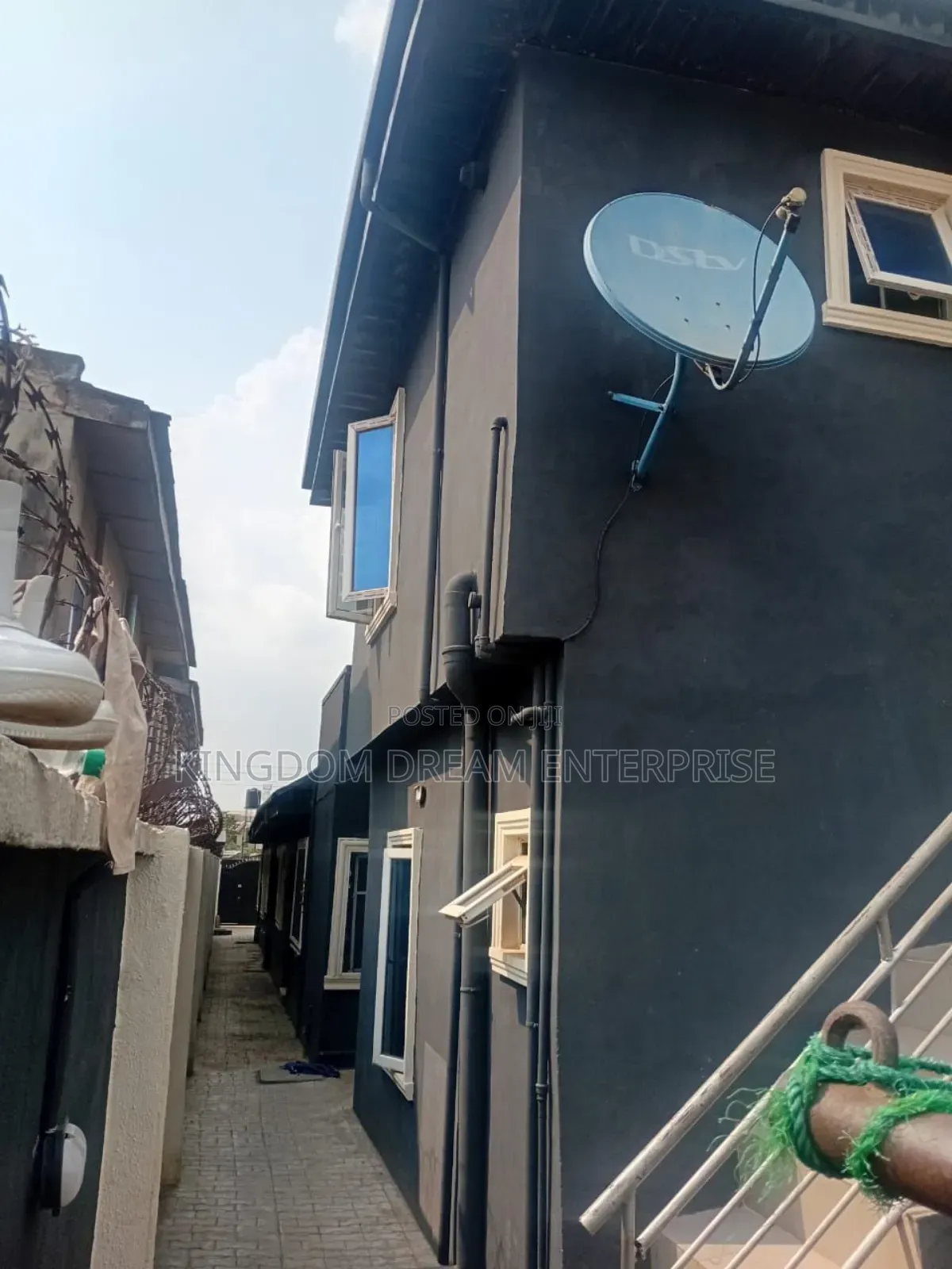 3bdrm Block of Flats in Dalemo, Alakuko for sale in Alakuko