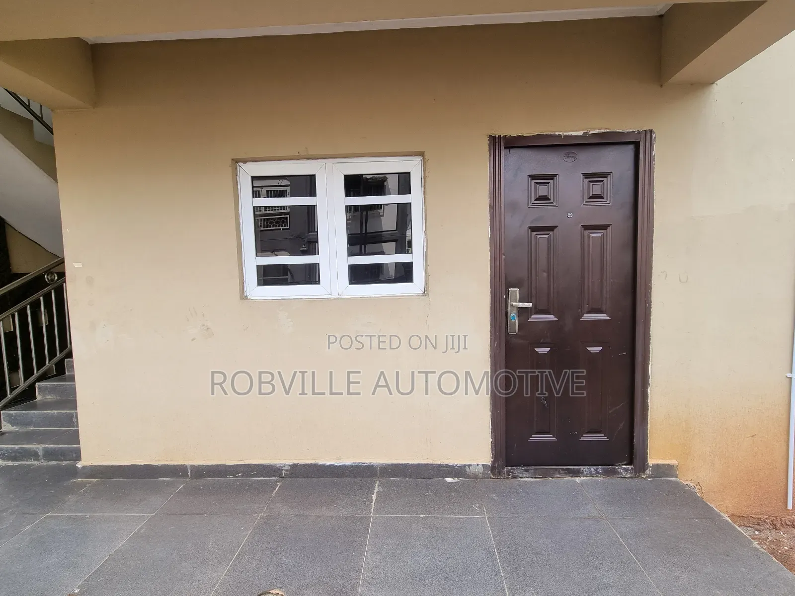 3bdrm Apartment in Adekunle for sale in Adekunle
