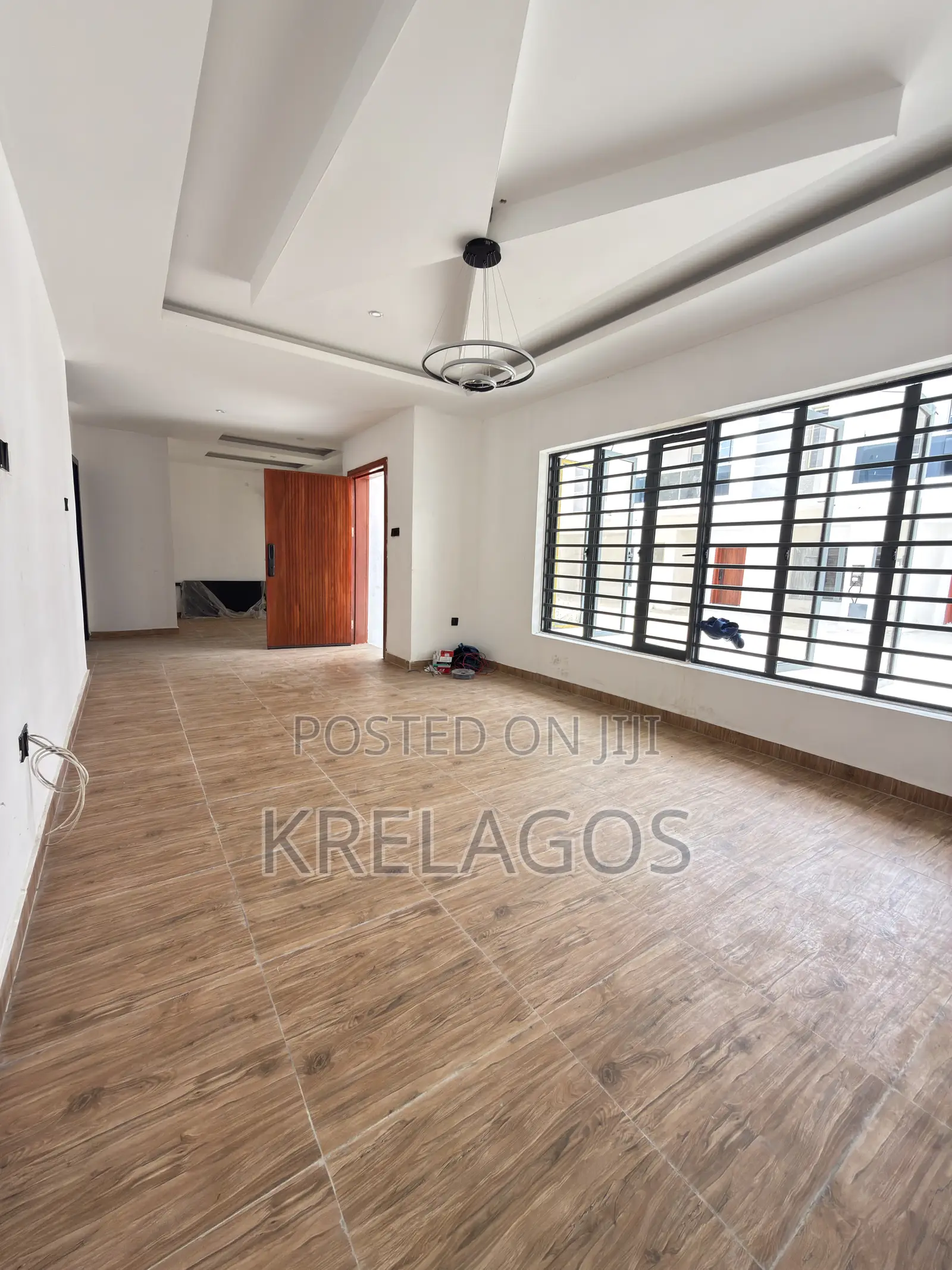 5bdrm Duplex in Orchid, Chevron for sale in Chevron