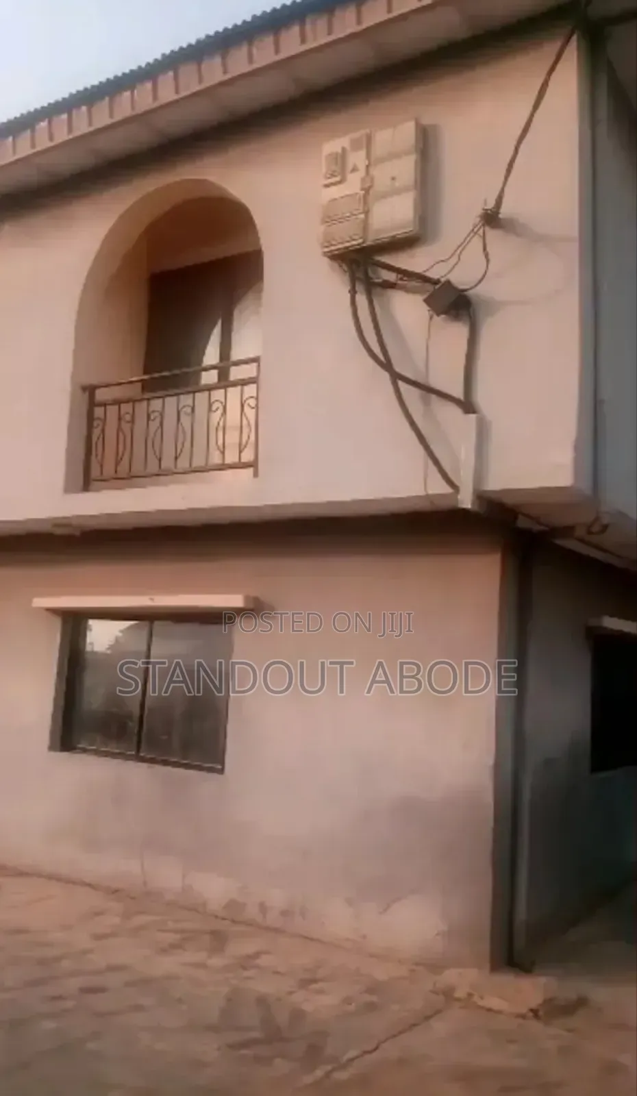 3bdrm Block of Flats in In A Good Location, Alagbado for sale in Alagbado