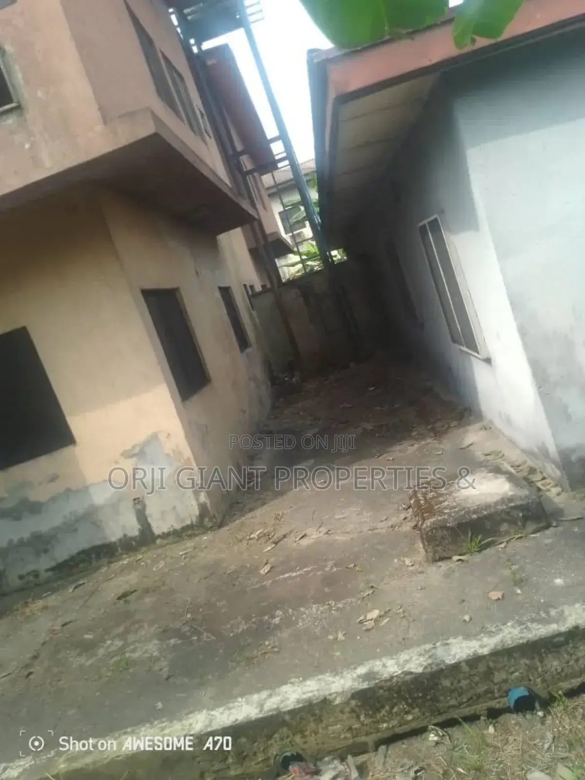 Twin Duplex 4sale in Obio-Akpor
