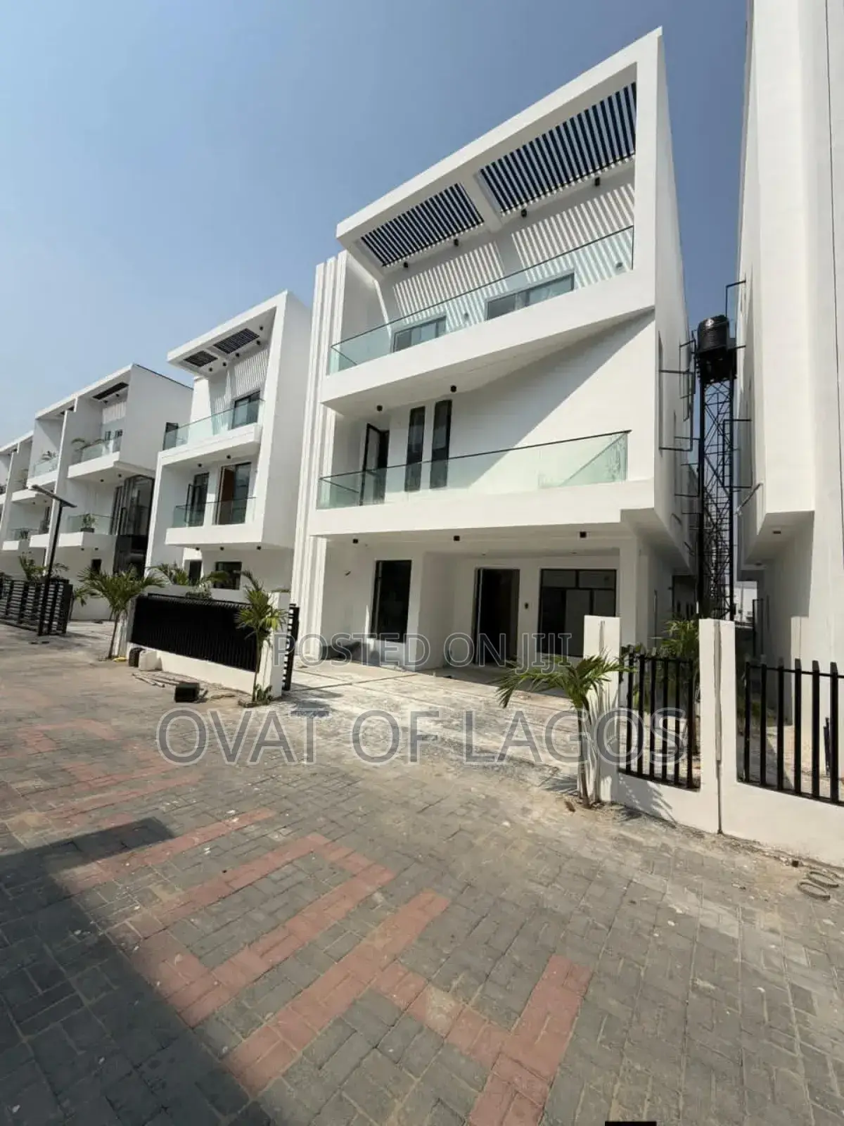 5bdrm Duplex in Orchi Lekki for sale in Lekki