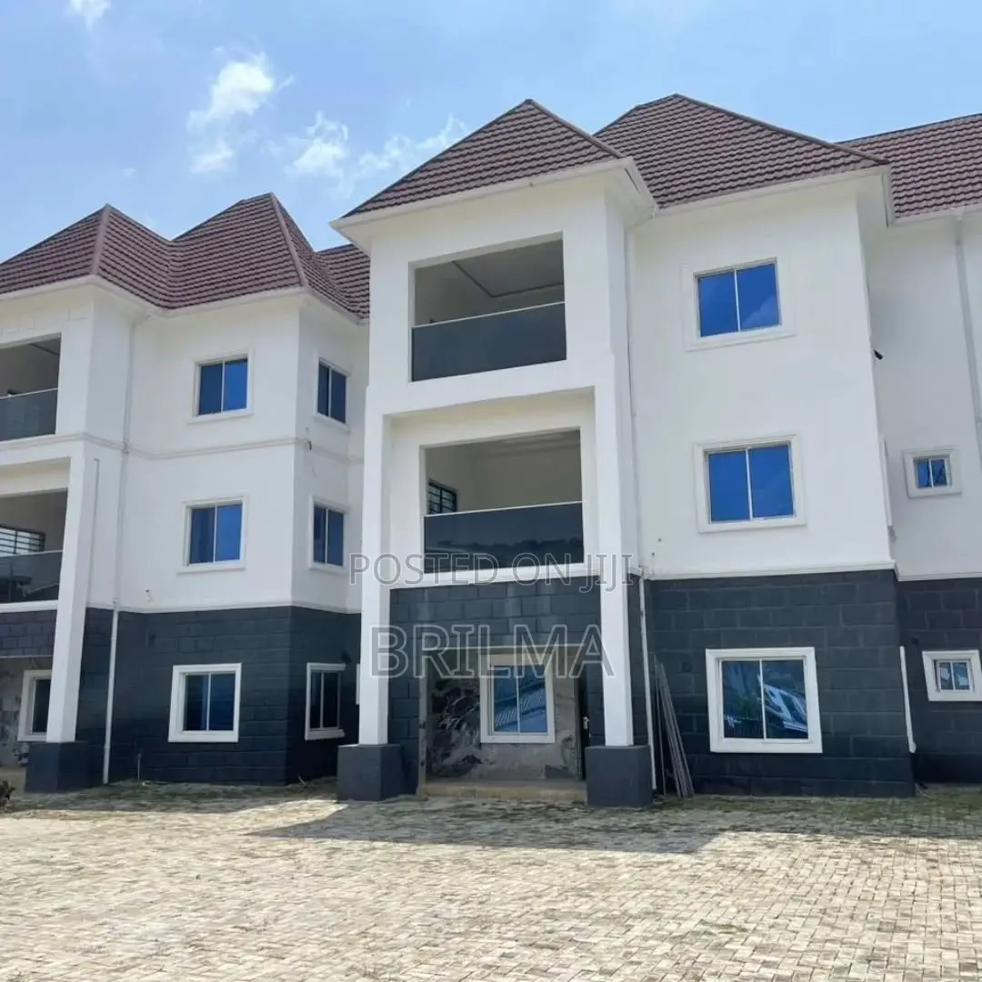 4bdrm Duplex in Dawaki for sale in Dawaki