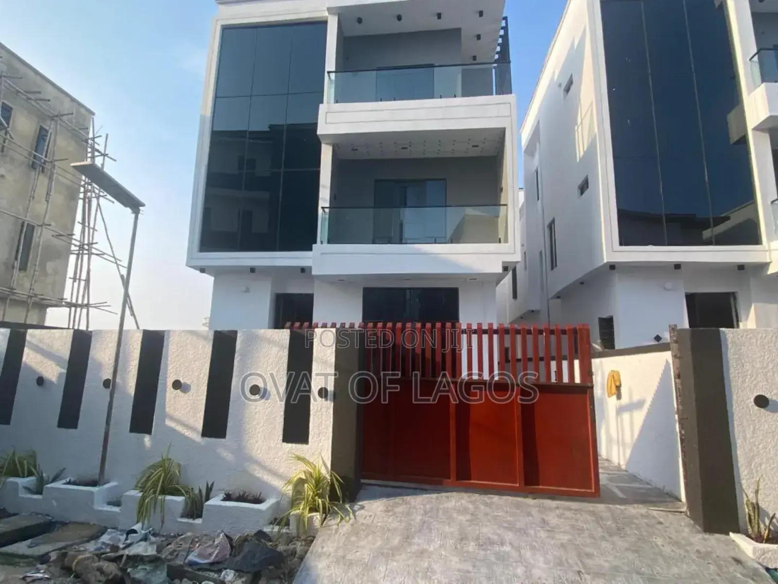 5bdrm Duplex in Ologolo Lekki for sale in Ologolo