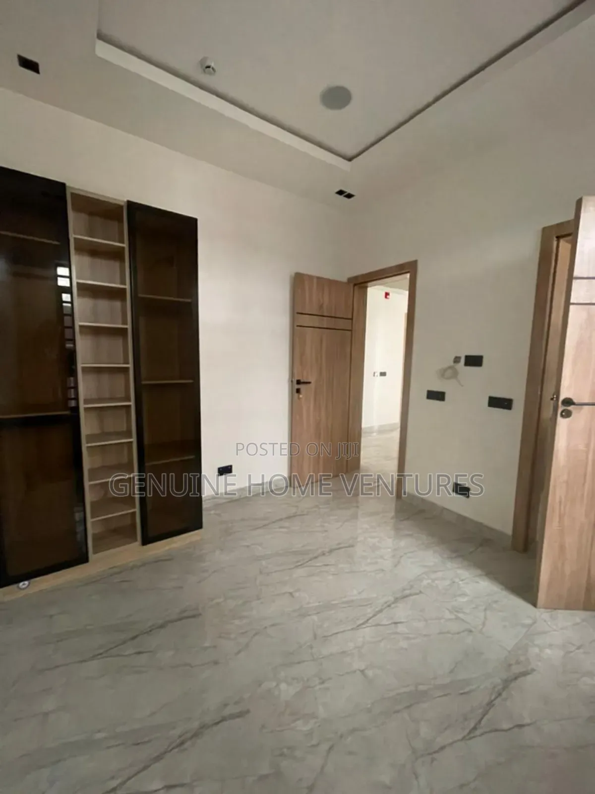 4bdrm Duplex in Lekki Phase 1 for sale in Lekki Phase 1