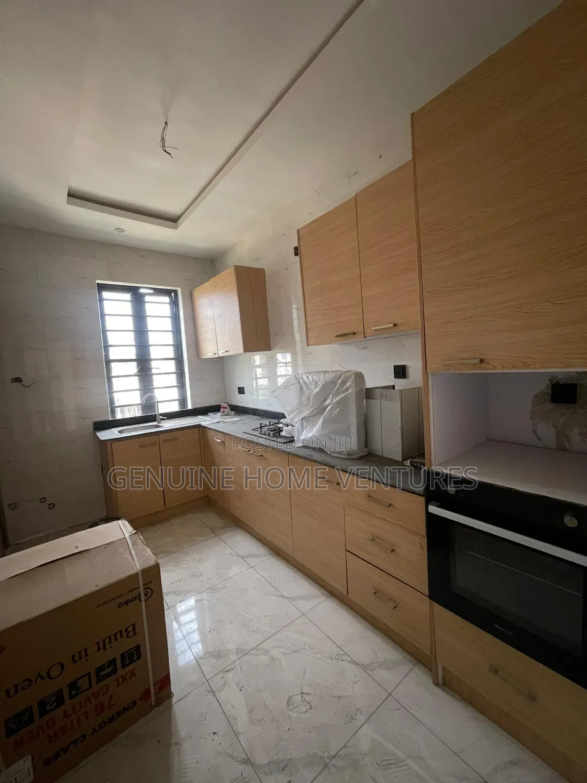 6bdrm Block of Flats in Lekki Phase 1 for sale in Lekki Phase 1