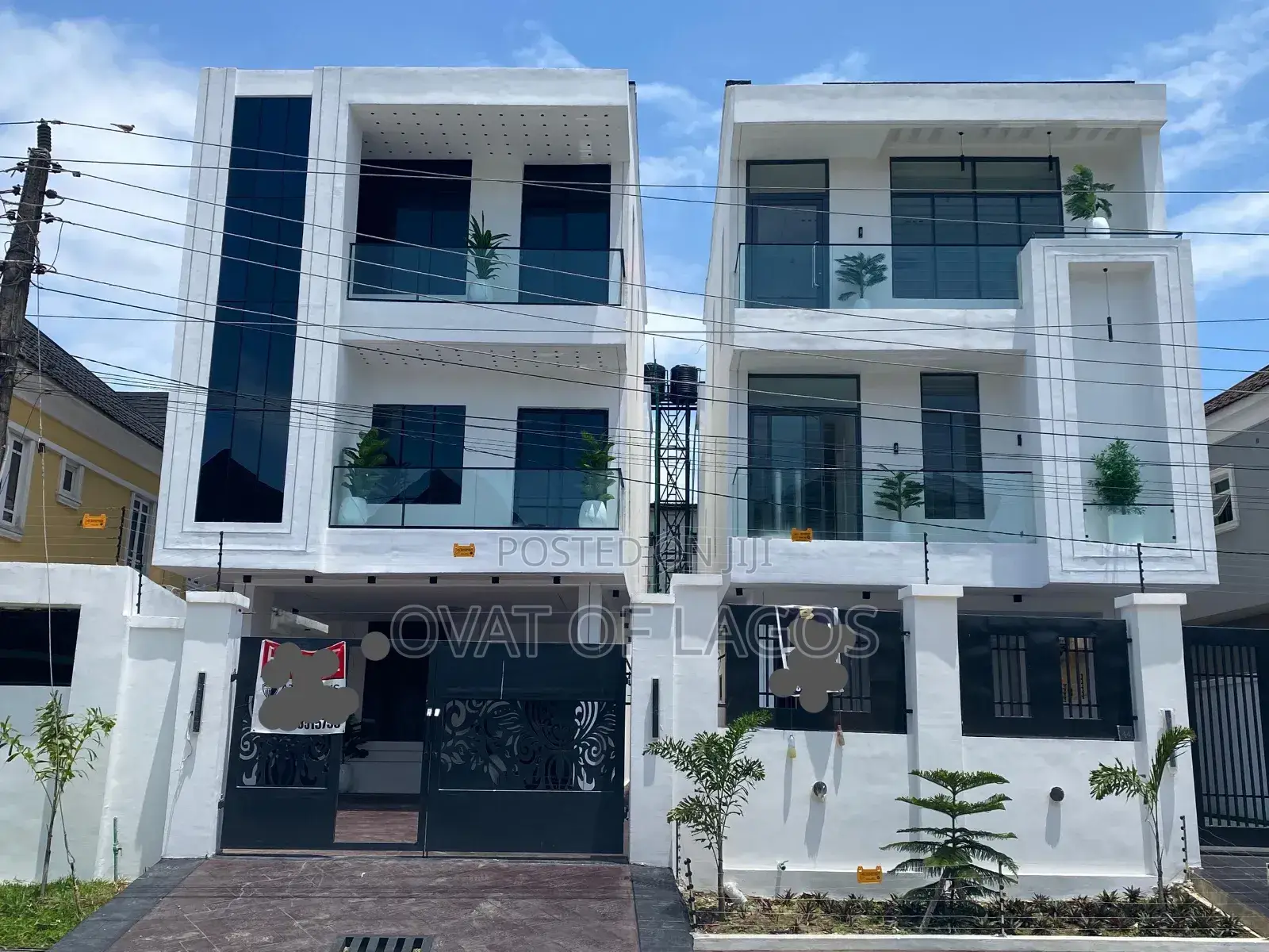 5bdrm Duplex in Chevron for sale in Chevron