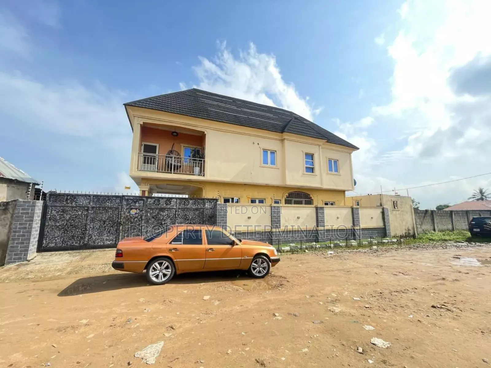 4bdrm Duplex in Magodo Isheri for sale in Magodo Isheri