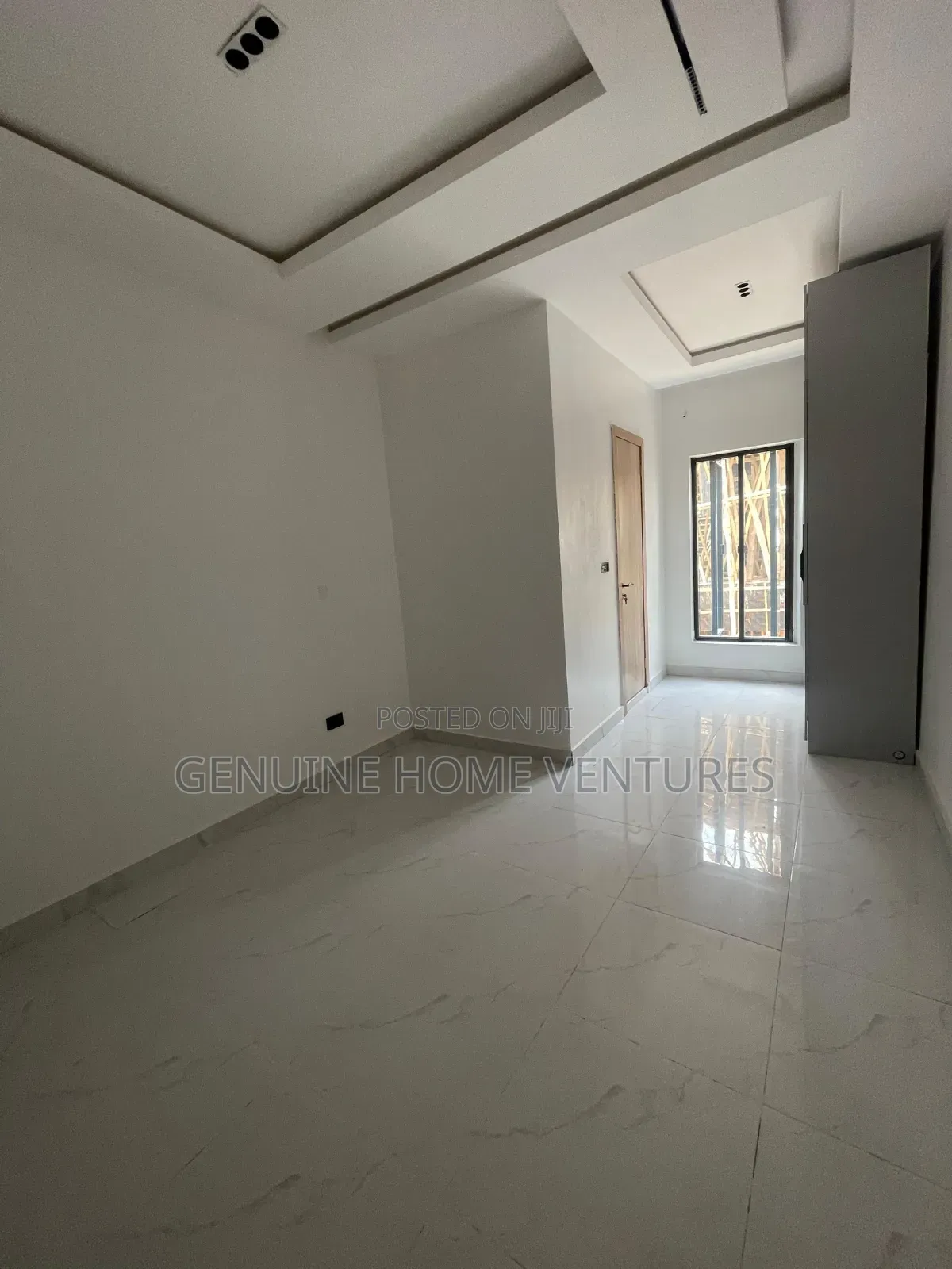 4bdrm Duplex in Lekki Phase 1 for sale in Lekki Phase 1