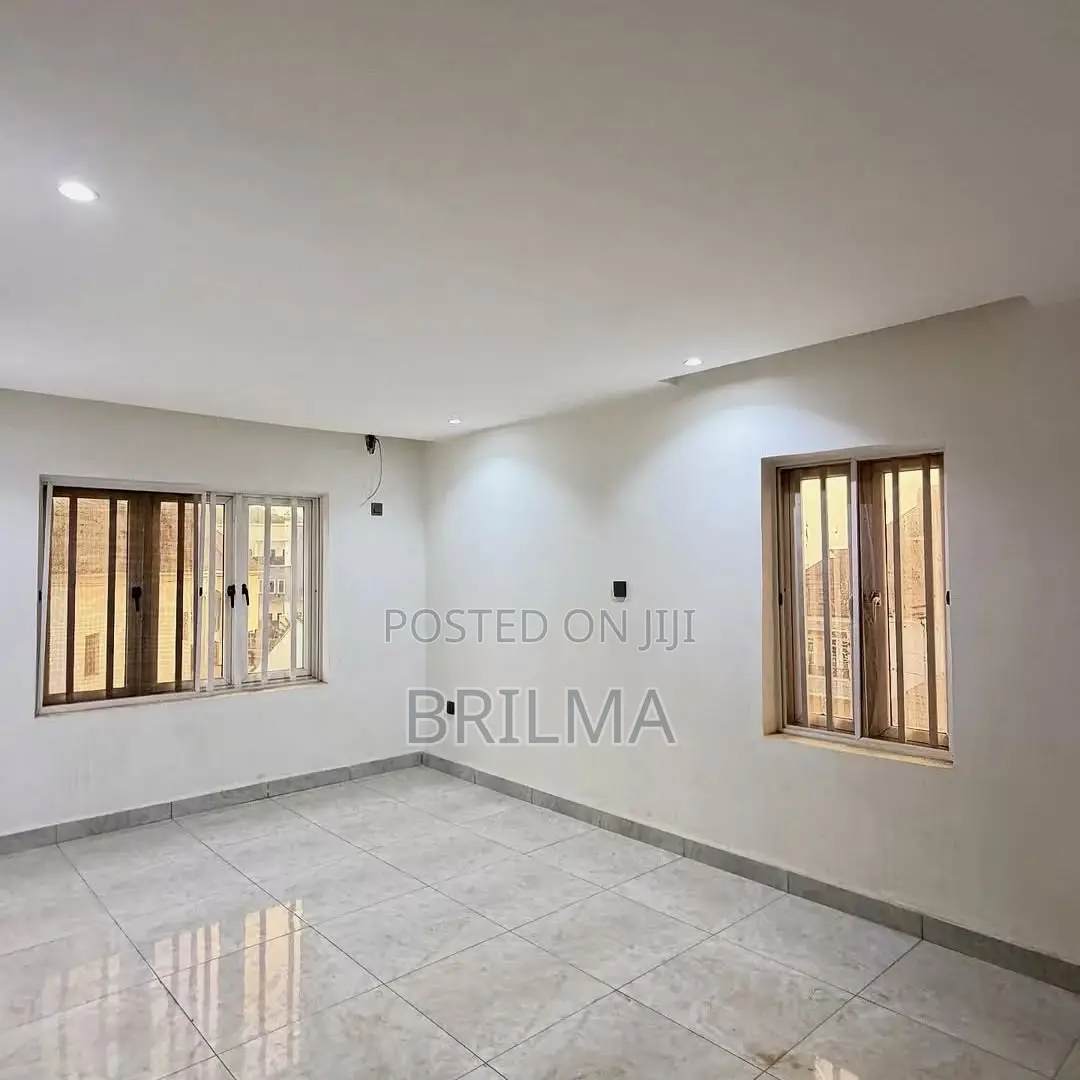 3bdrm Duplex in Apo Resettlement for sale in Apo Resettlement