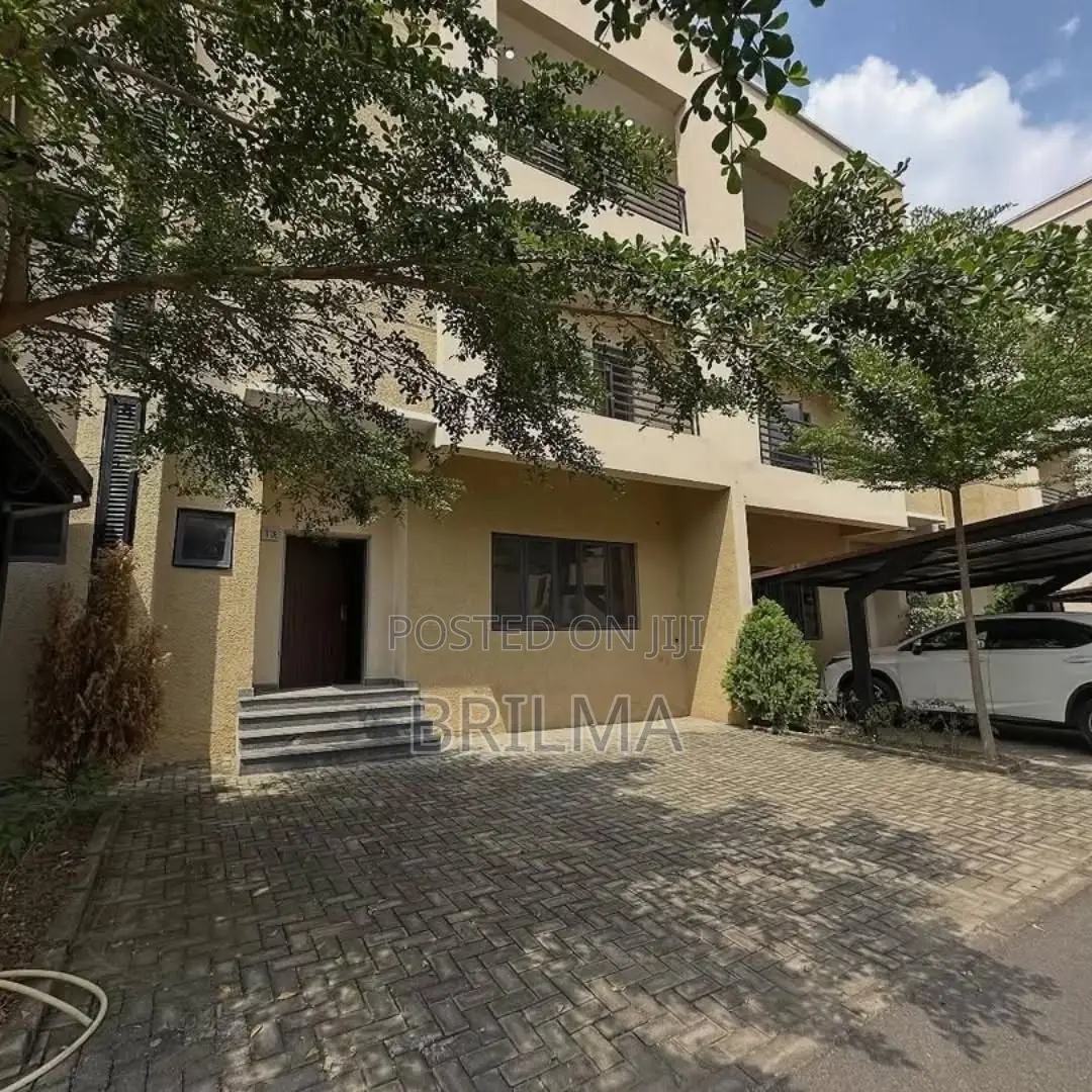 4bdrm Duplex in Jabi for sale in Jabi