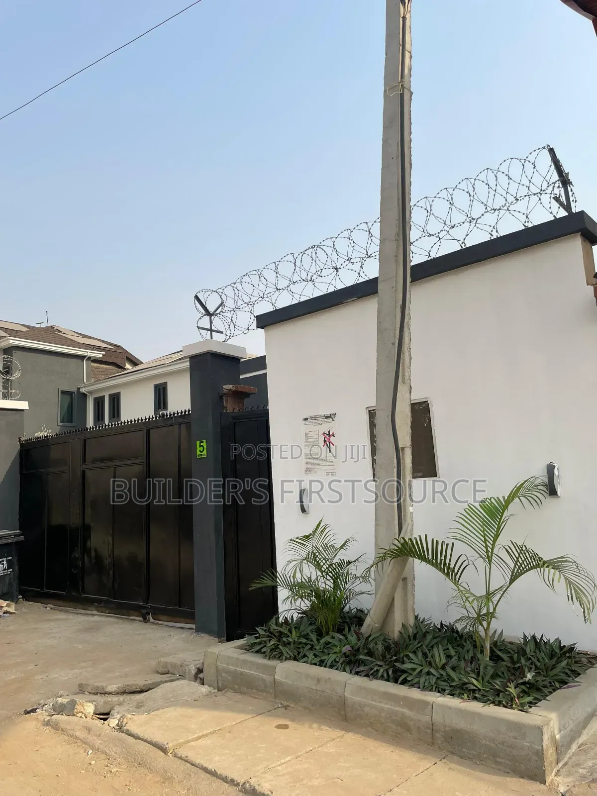 2 Bedroom Apartment, Ajao Estate Airport Road in Ajao Estate