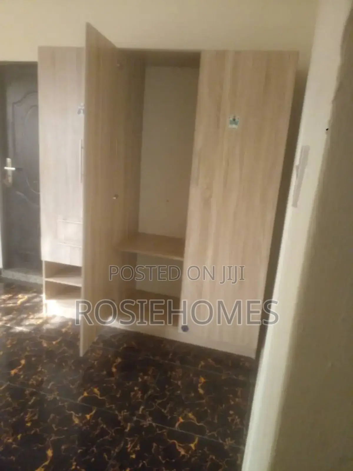3bdrm Block of Flats in Igbojia Estate, Elemoro for rent in Elemoro