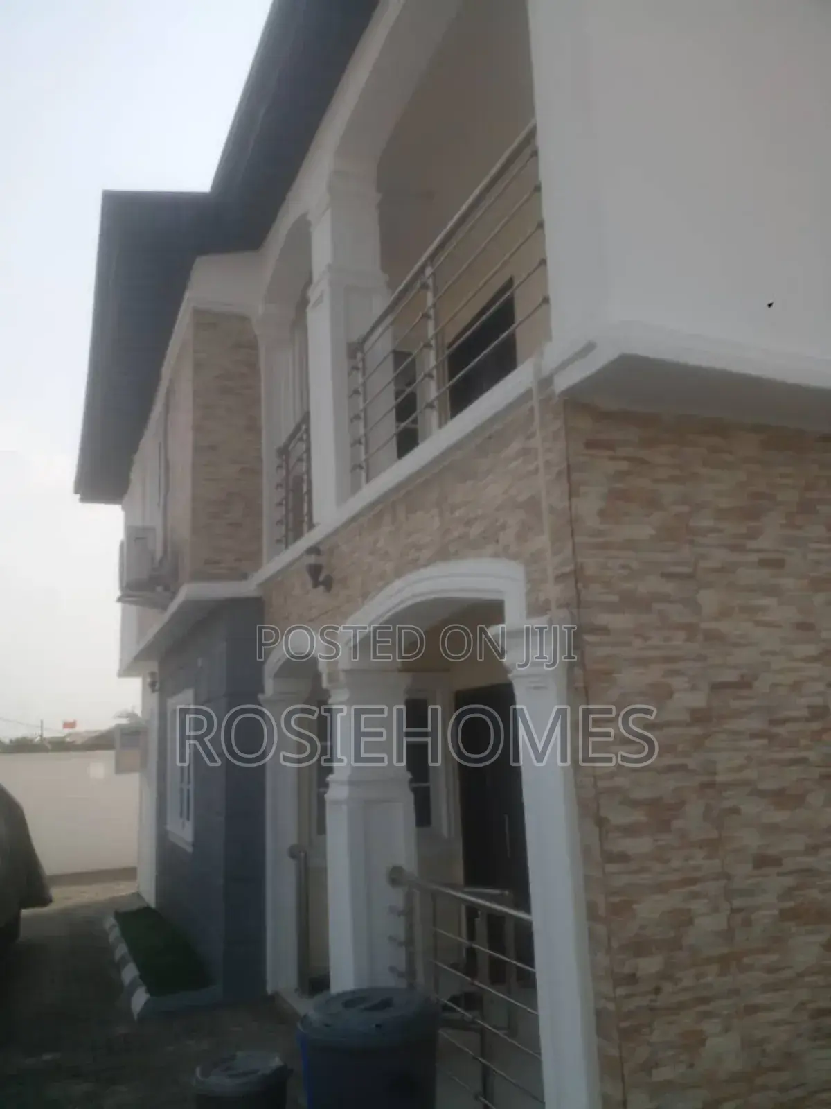 3bdrm Block of Flats in Igbojia Estate, Elemoro for rent in Elemoro