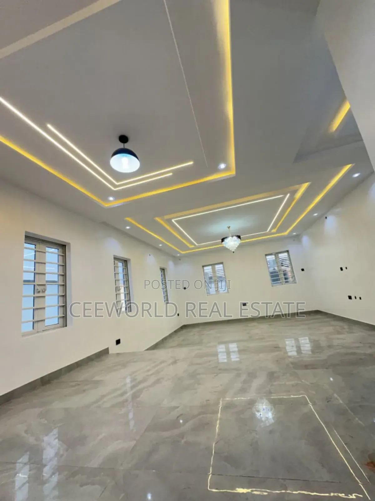 5bdrm Duplex in Iletuntun Estate, Idishin for sale in Idishin