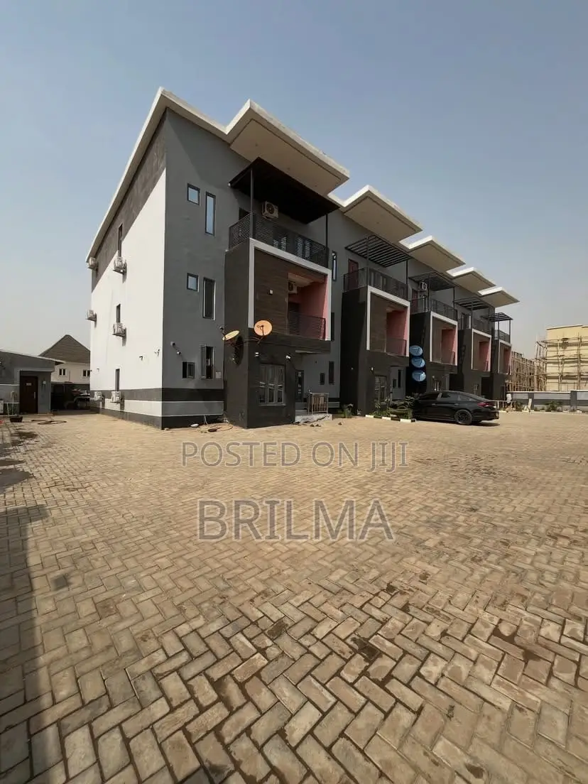 4bdrm Duplex in Gudu for sale in Gudu