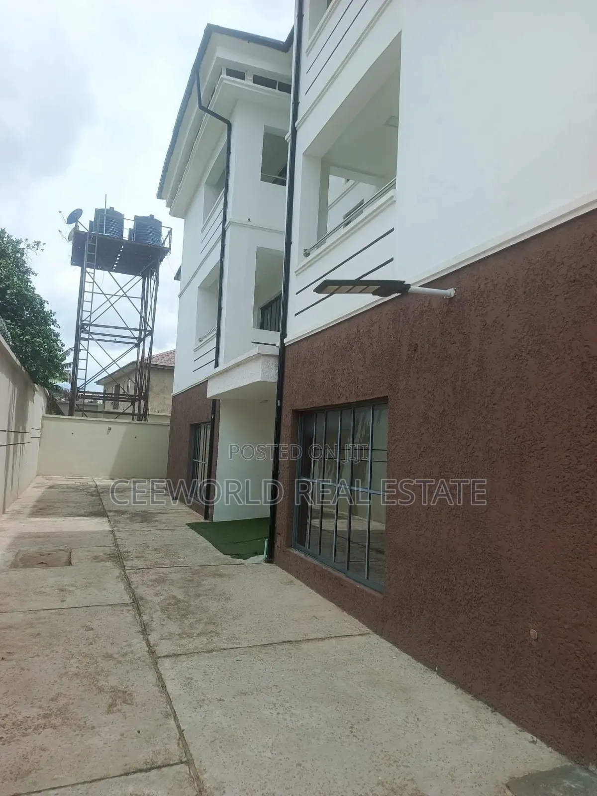 Furnished 3bdrm Apartment in Ologede Estate, Akala Express for rent in Akala Express