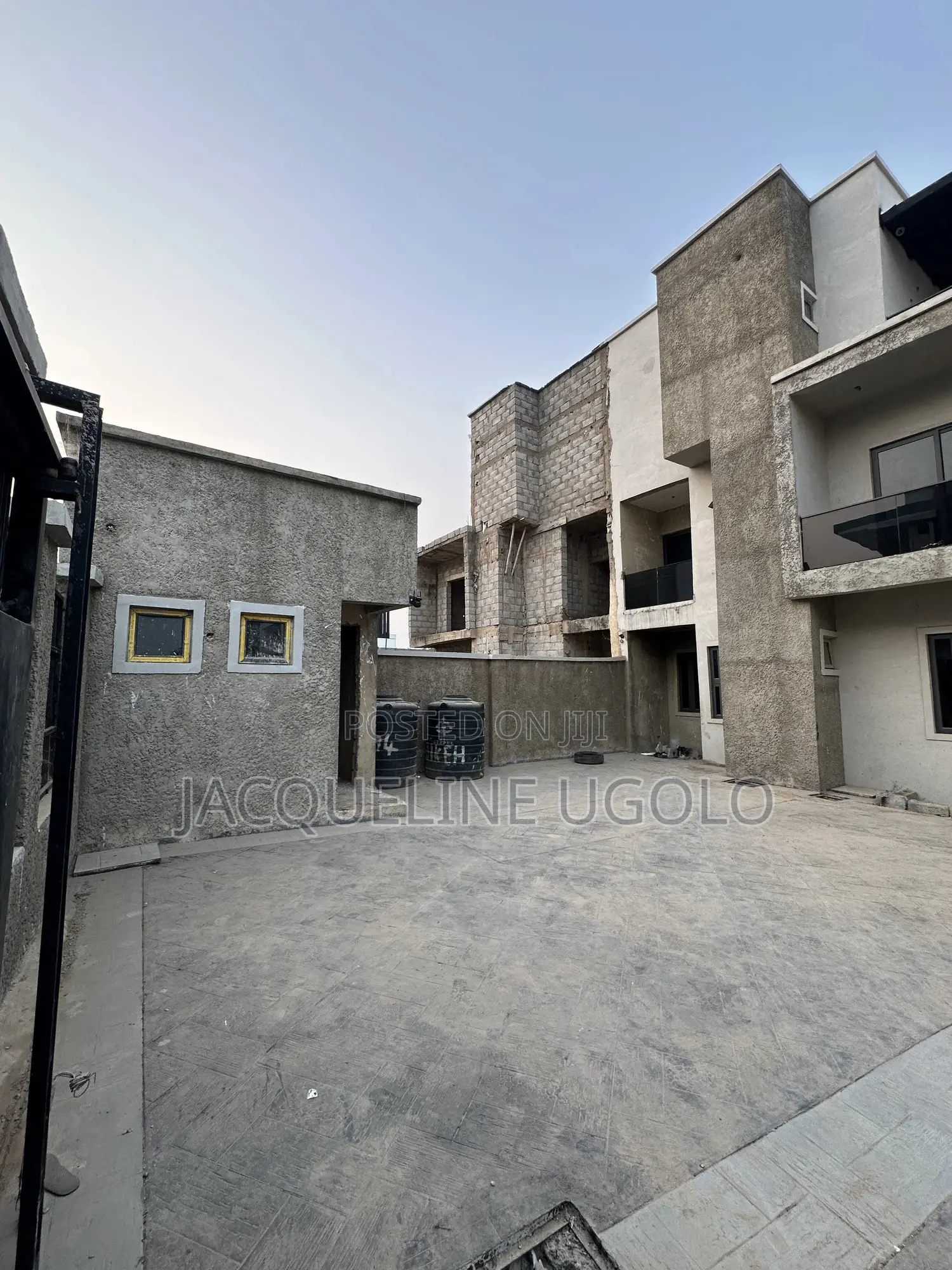 4bdrm Duplex in Ochacho Estate, Life Camp for sale in Life Camp