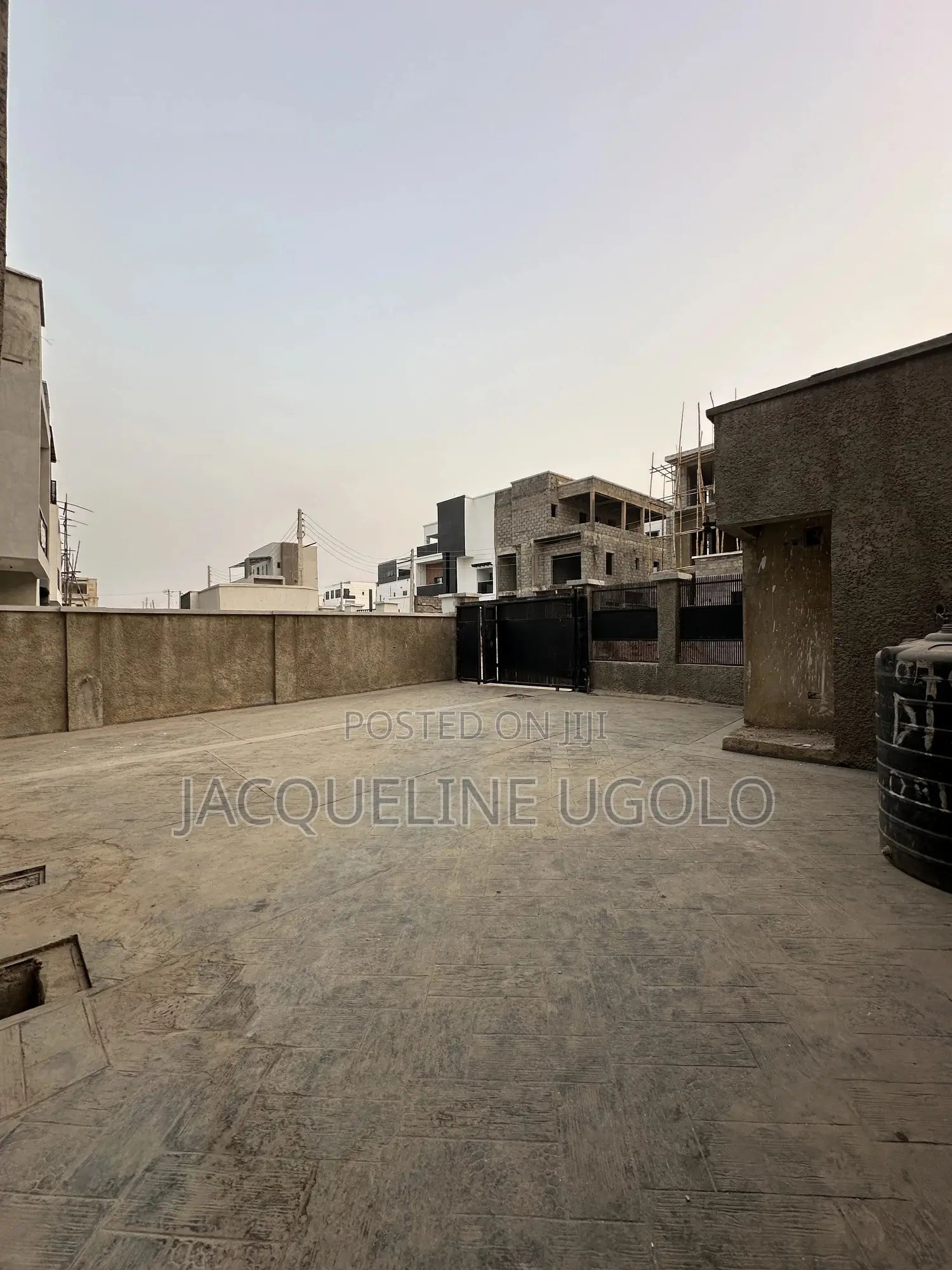 4bdrm Duplex in Ochacho Estate, Life Camp for sale in Life Camp