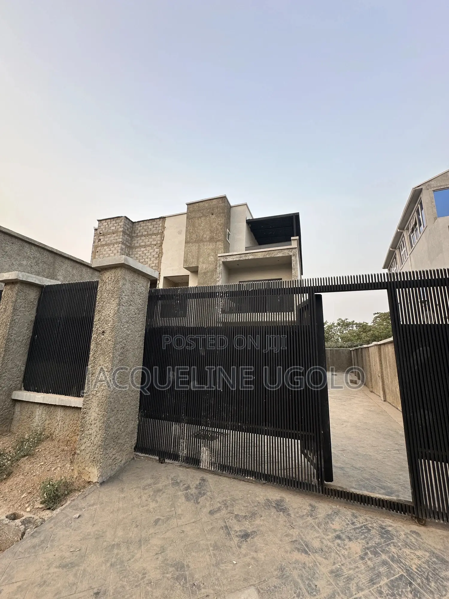 4bdrm Duplex in Ochacho Estate, Life Camp for sale in Life Camp
