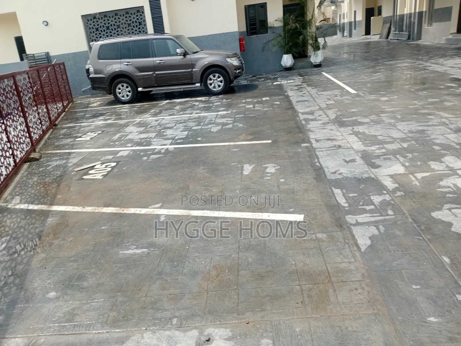 4bdrm Townhouse/Terrace in Ikeja Gra for Sale in Ikeja GRA