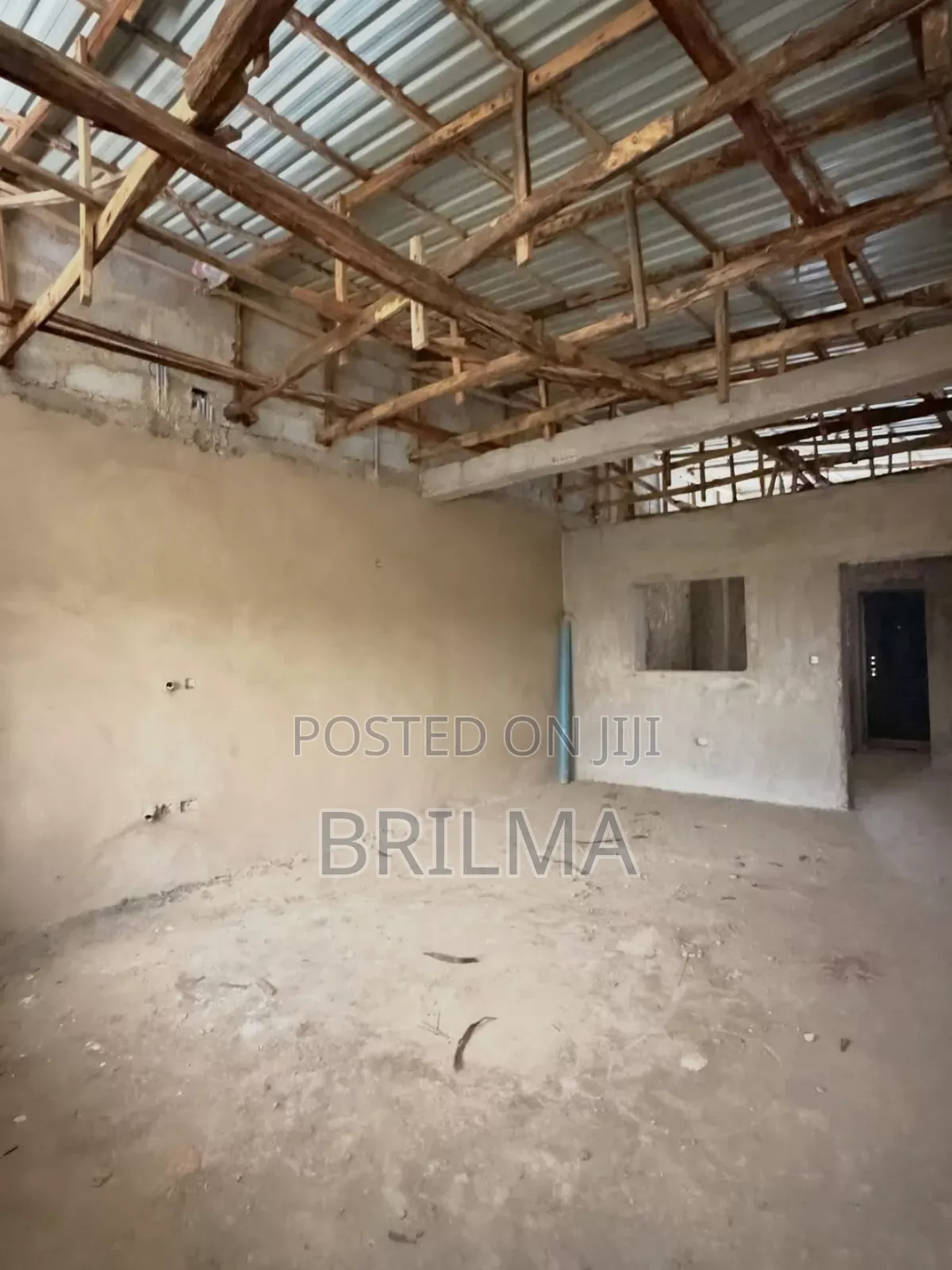 3bdrm Apartment in Kaura for sale in Kaura