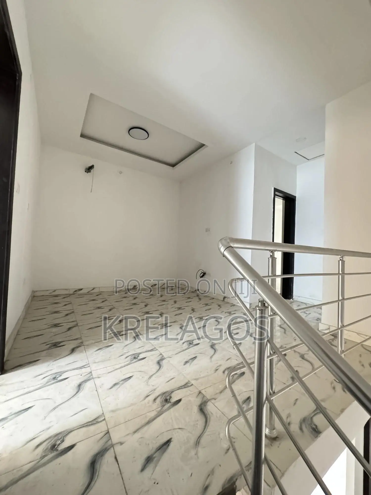 4bdrm Duplex in Orchid, Chevron for sale in Chevron