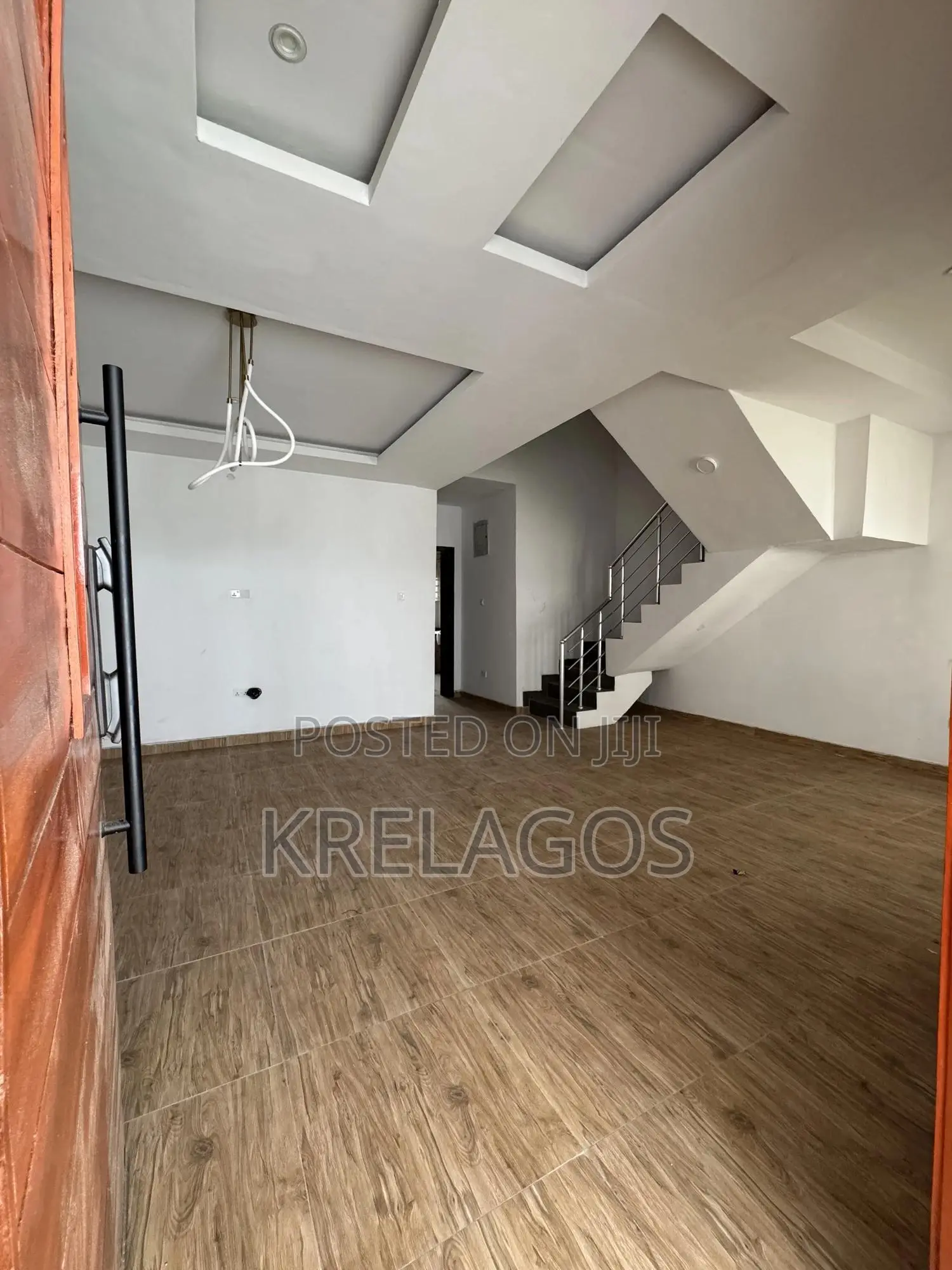 4bdrm Duplex in Orchid, Chevron for sale in Chevron