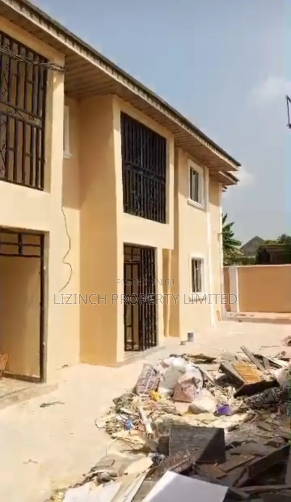 3bdrm Block of Flats in Benin City for sale in Benin City