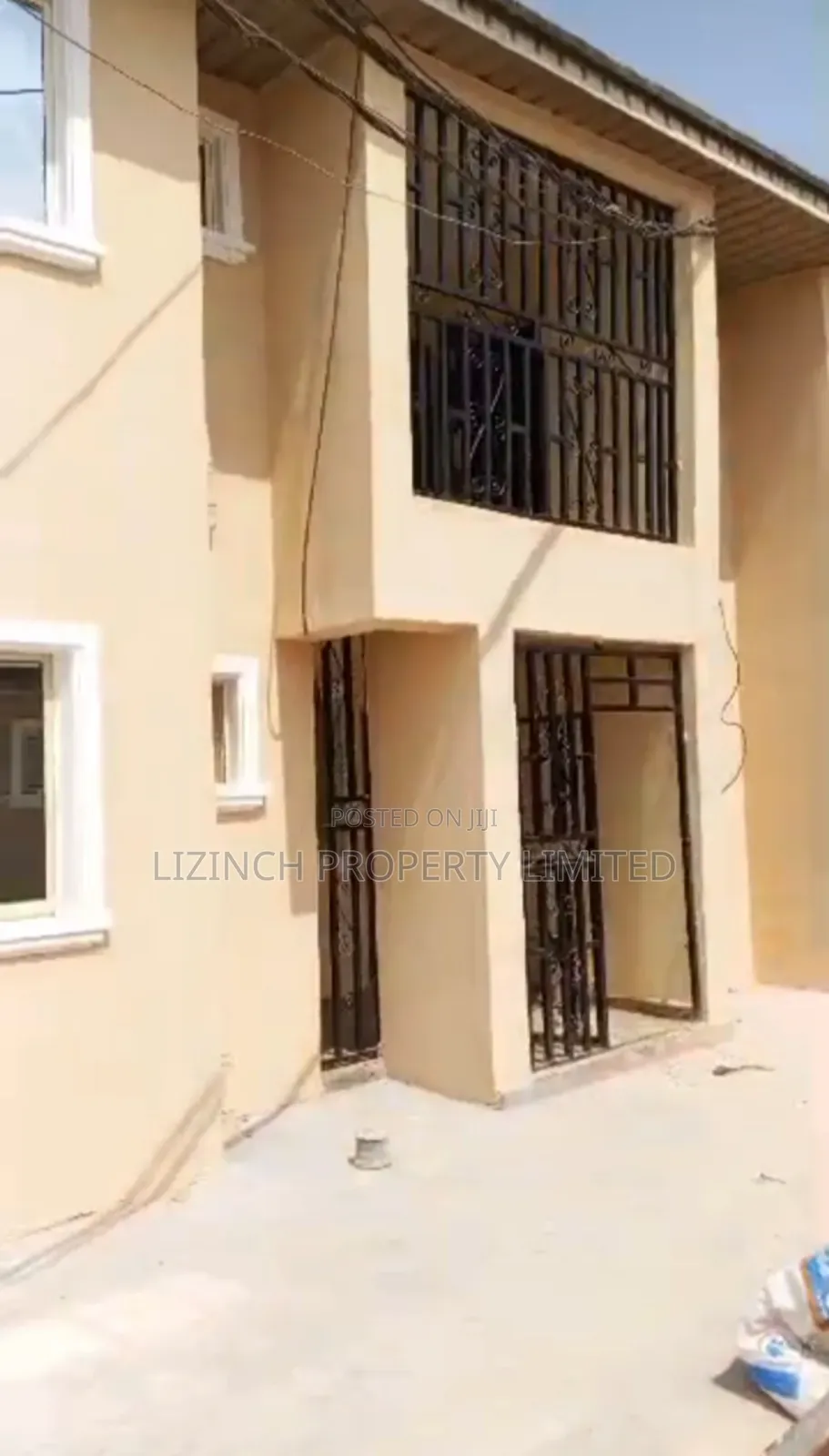 3bdrm Block of Flats in Benin City for sale in Benin City