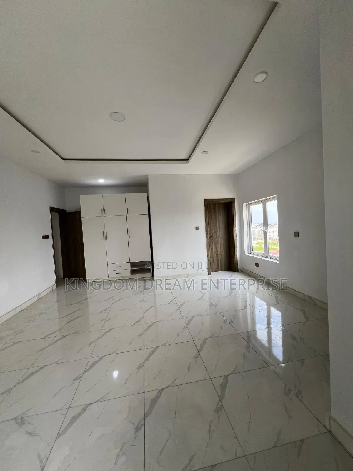 4bdrm Apartment in Osapa Lekki for rent in Osapa london