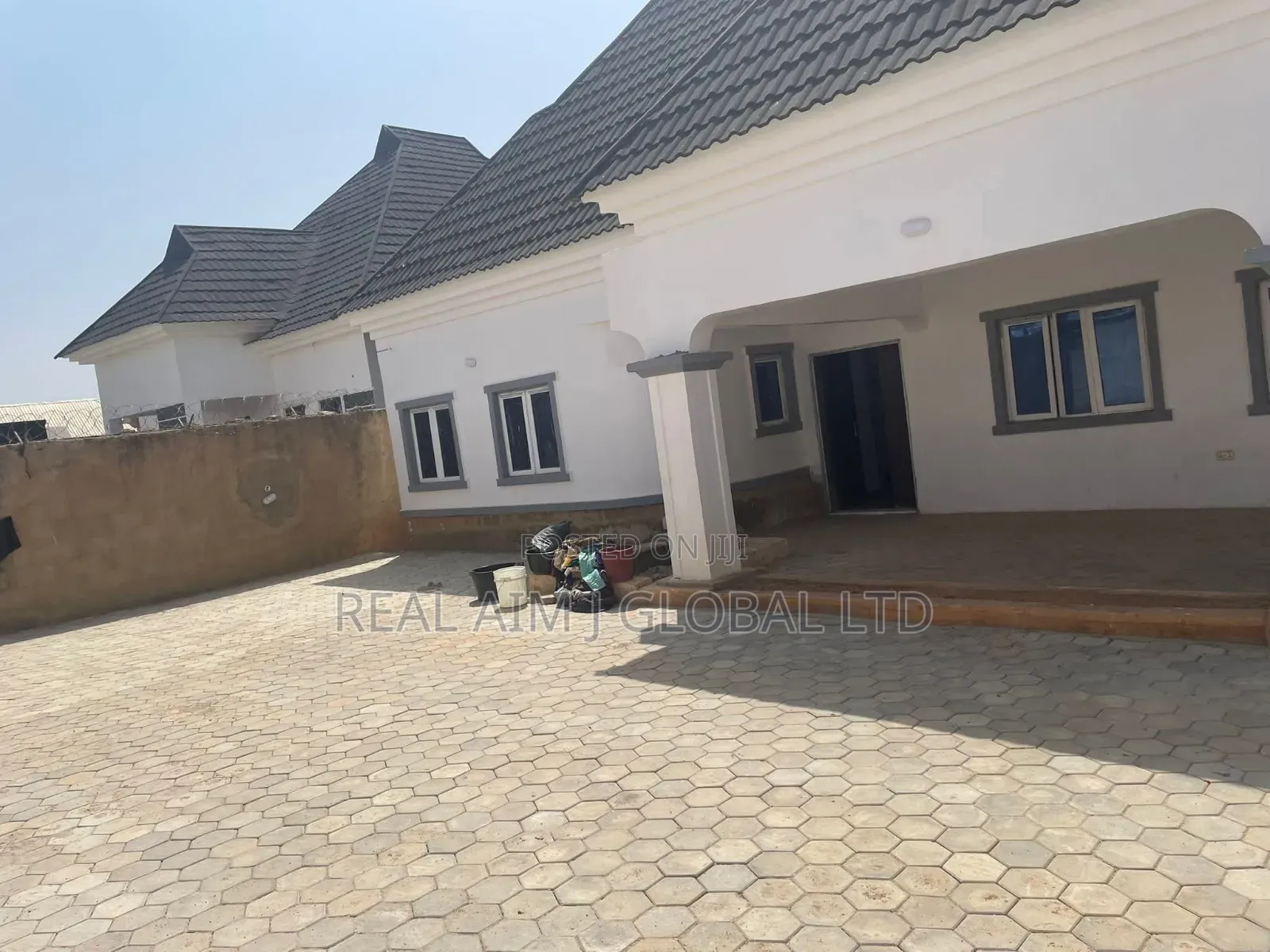 3bdrm Bungalow in Jos for sale in Jos