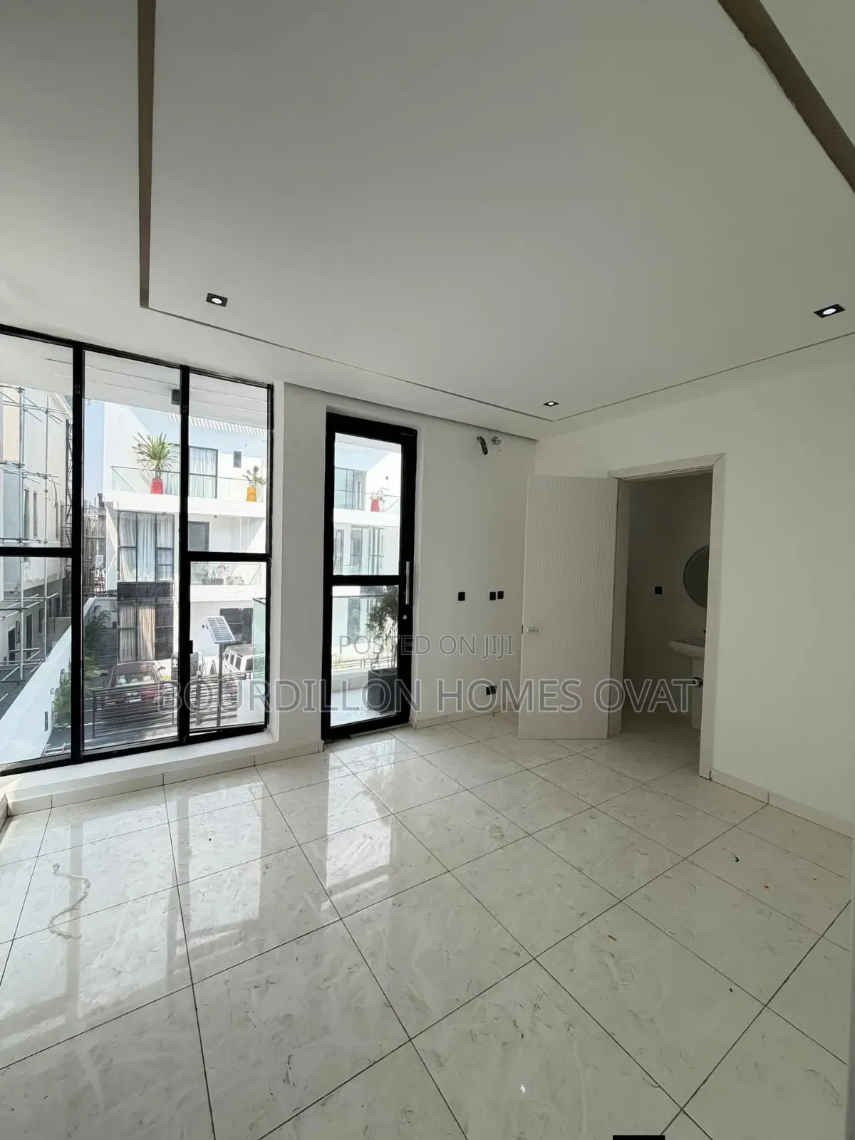 5bdrm Duplex in Orchid Lekki Lagos for sale in Lekki