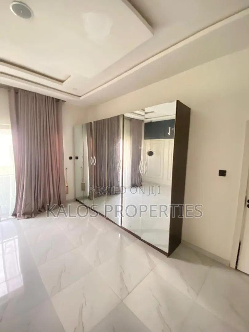5bdrm Duplex in Chevron Lekki for rent in Chevron