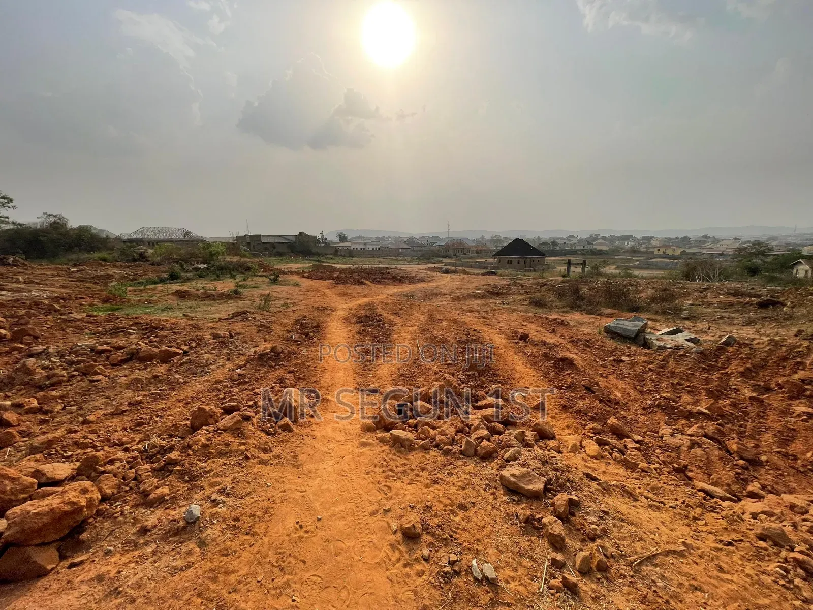 1 Plot of Land in Akala Express