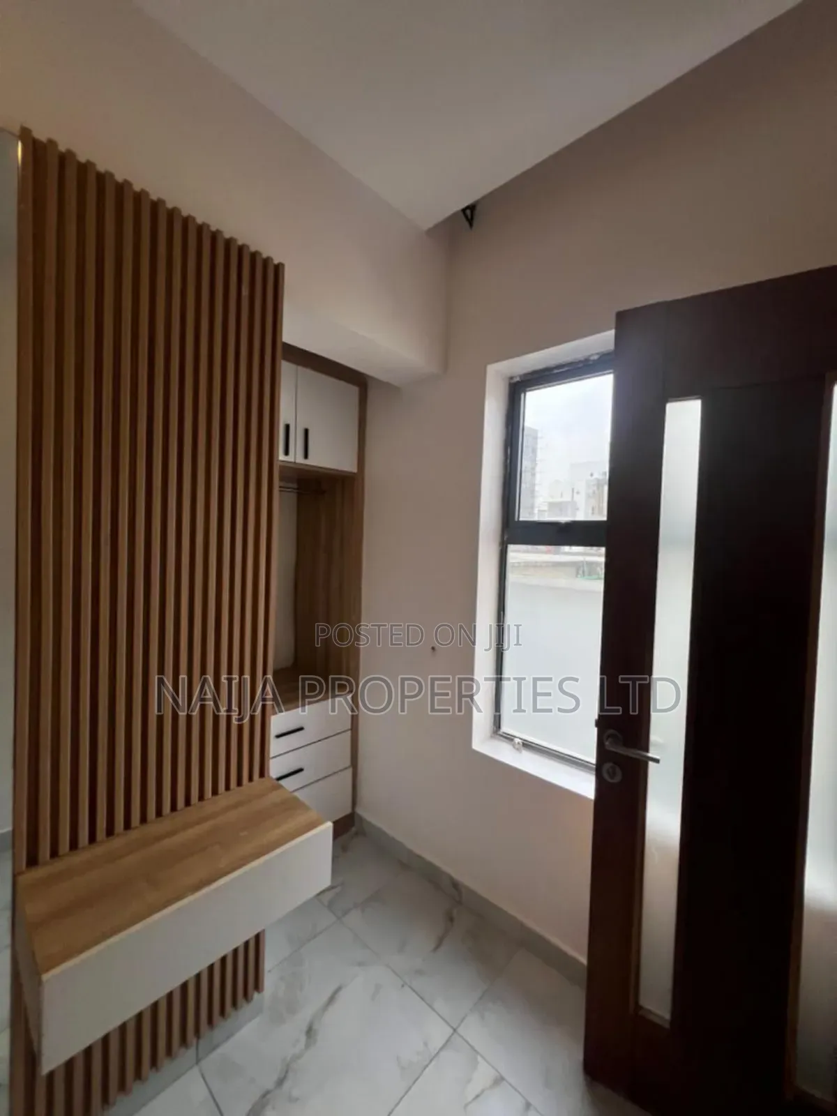 2bdrm Maisonette in Lekki Phase 1 for rent in Lekki Phase 1
