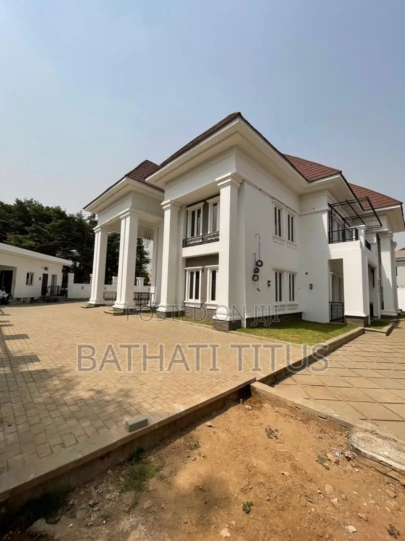 7bdrm Duplex in Jabi for sale in Jabi